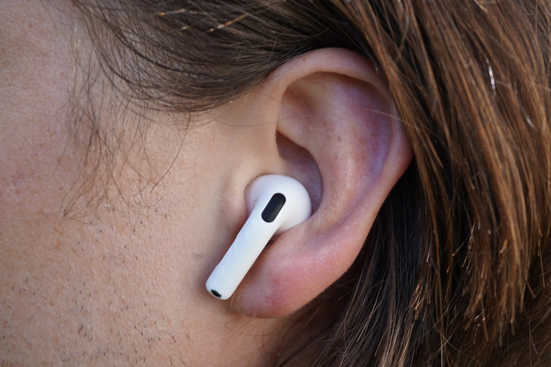 AirPods 4 ANC