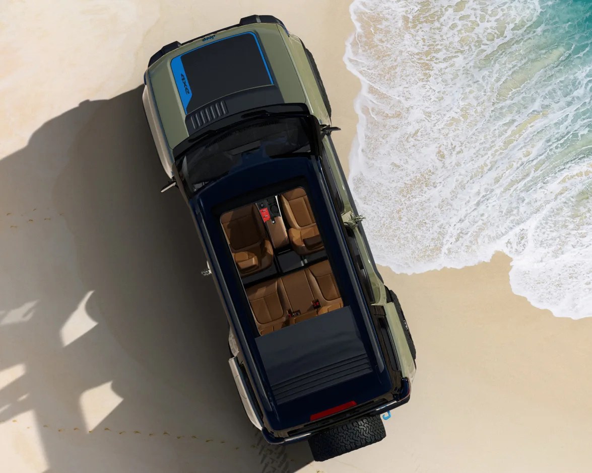 Jeep recon on a beach overhead