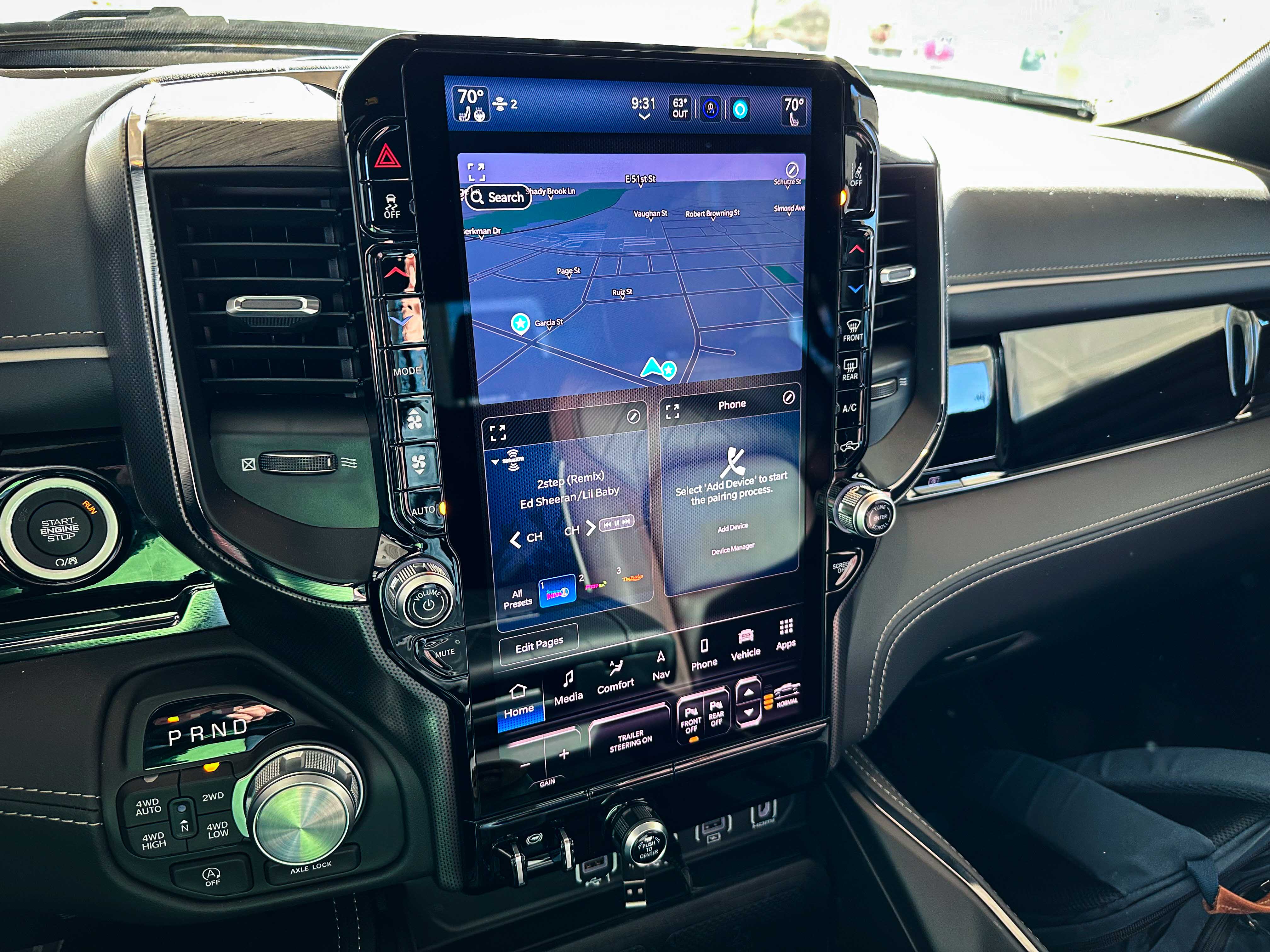 Ram 1500 touchscreen