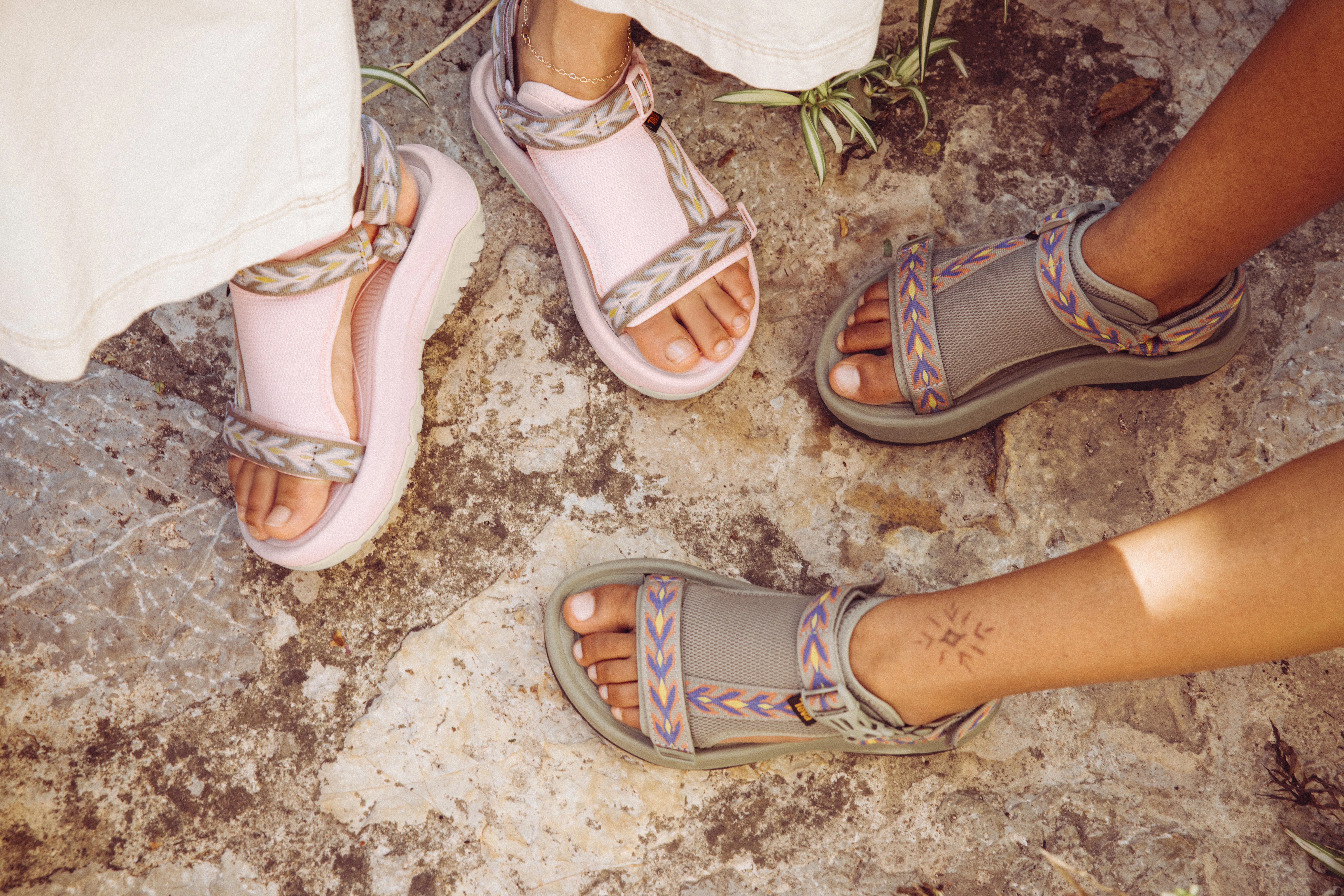 Teva Hurricane Ampsole Volt Revive
