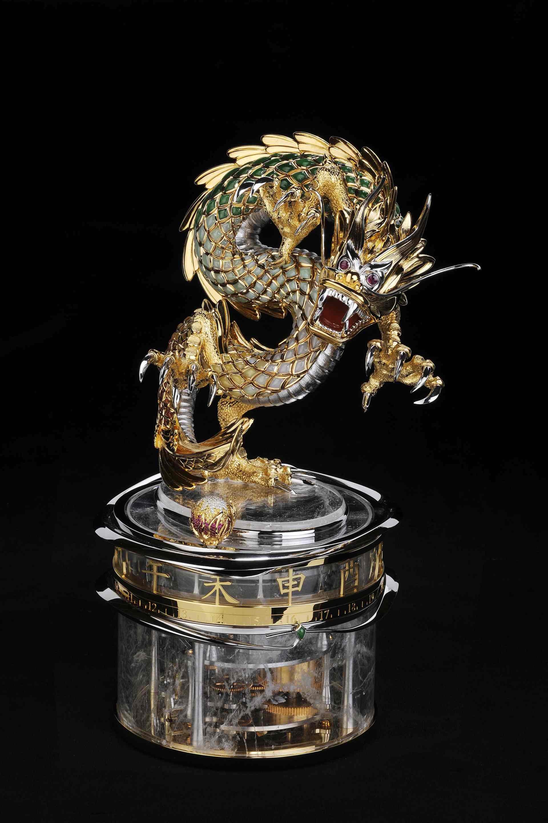 dragon sculpture