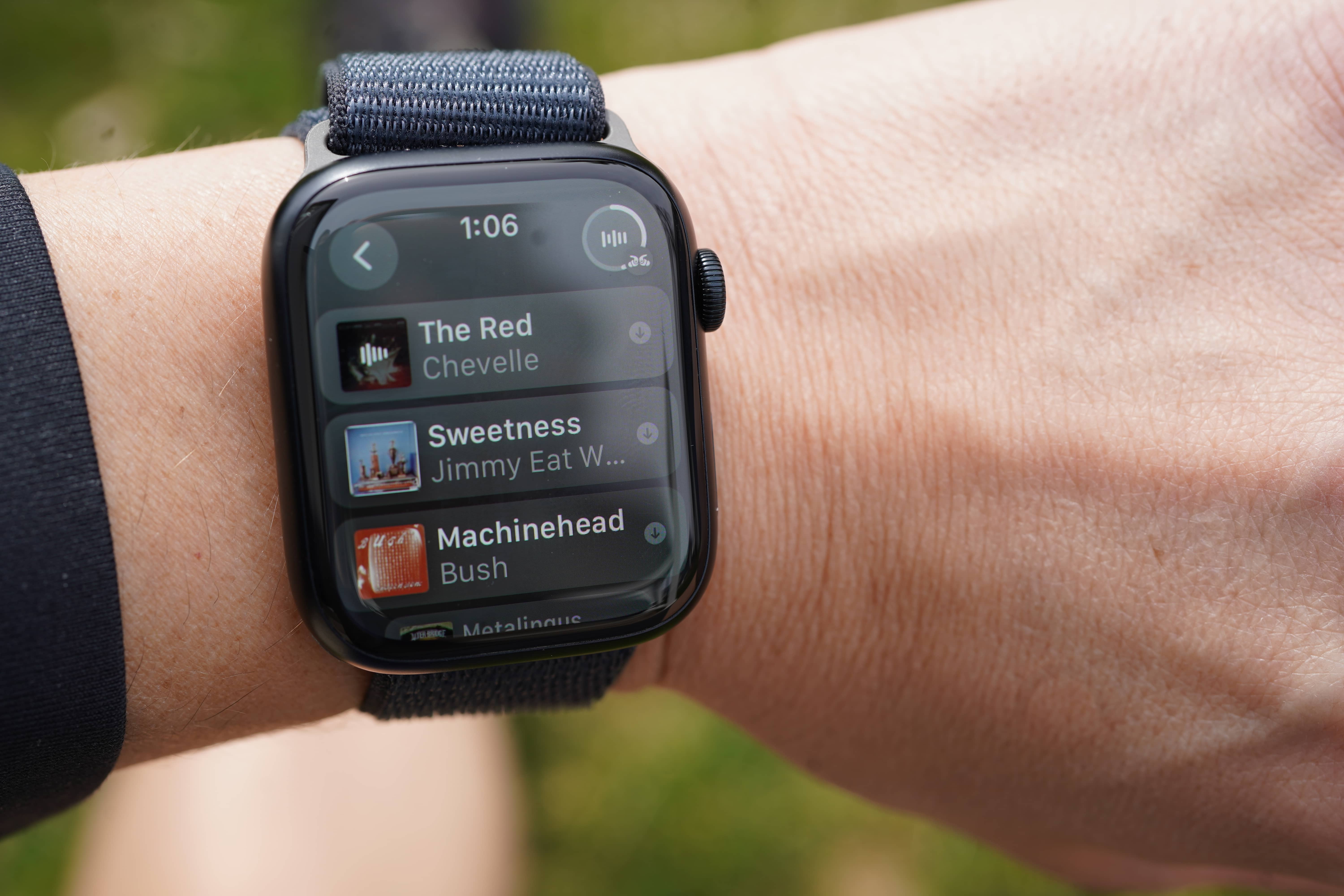 Apple-Watch-Apple-Music