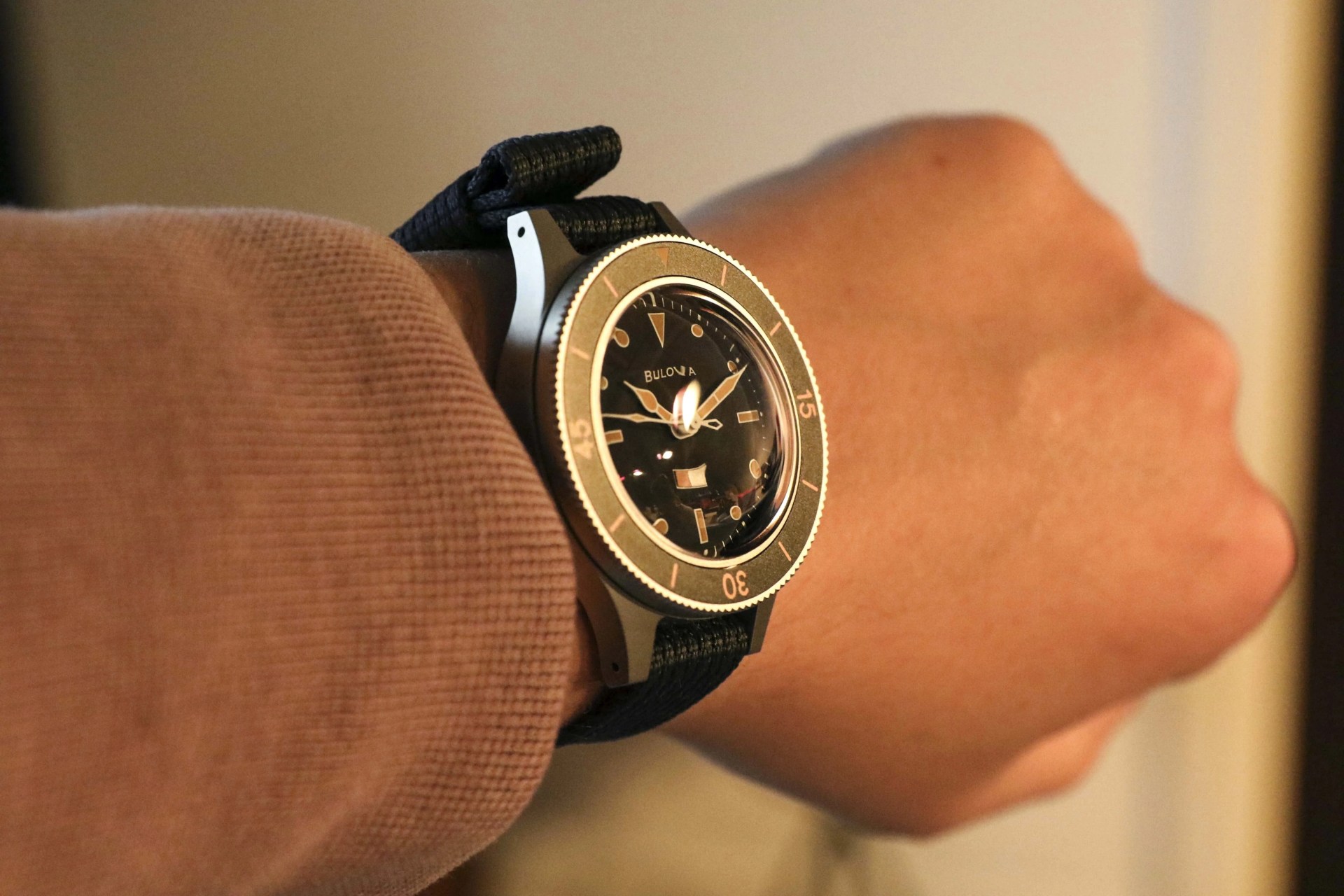watch bezel reflecting light