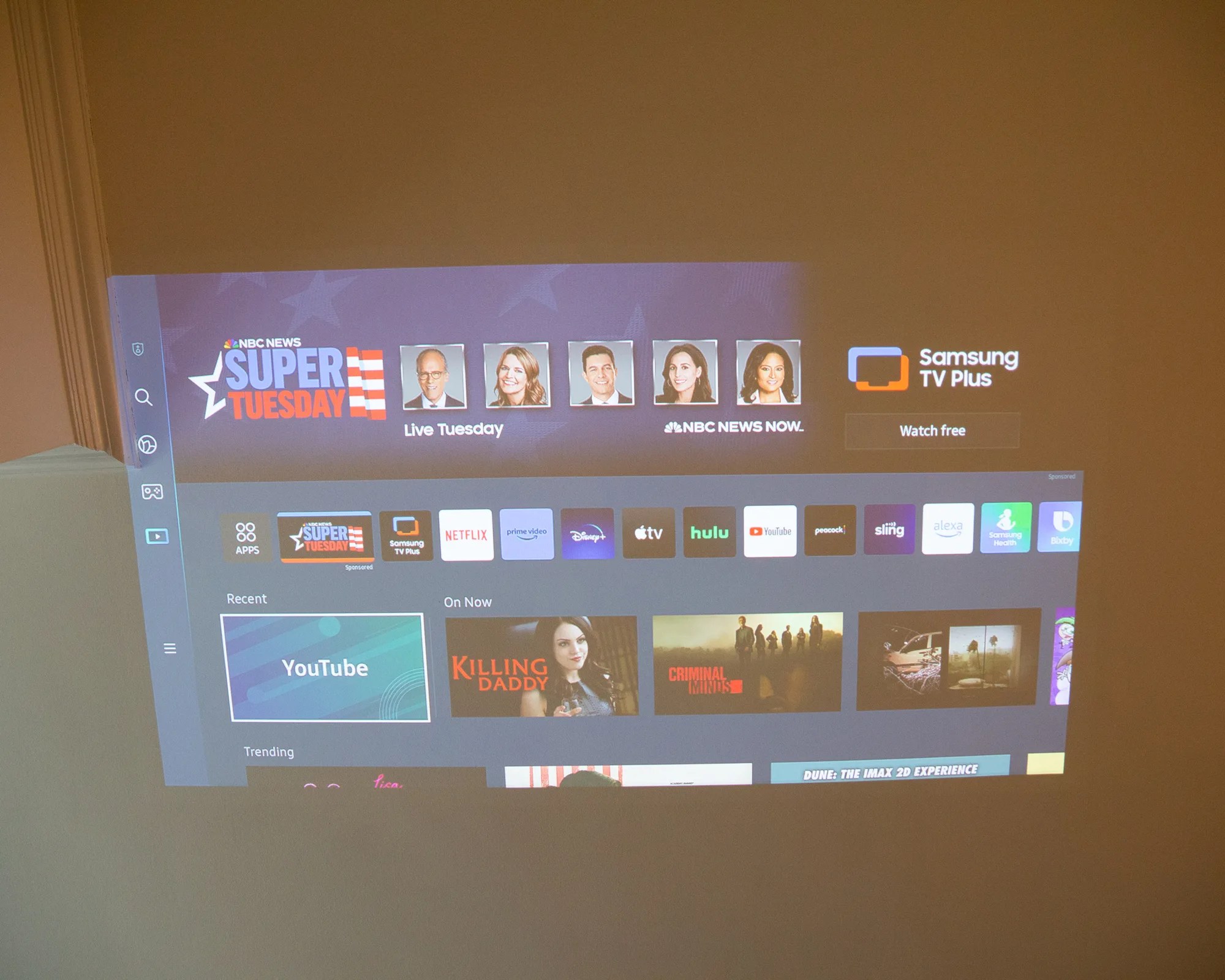 projection of samsung freestyle home screen