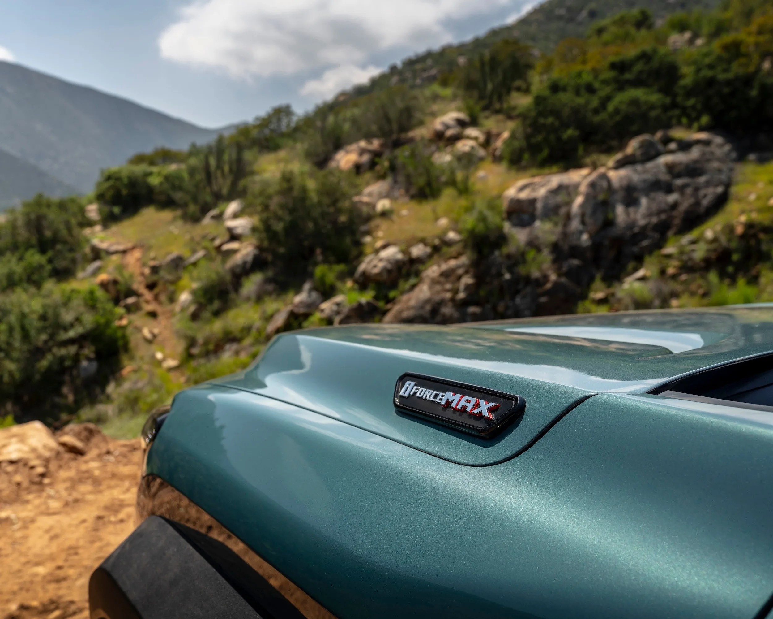 Close up of iForce Max logo on Toyota 4Runner hood