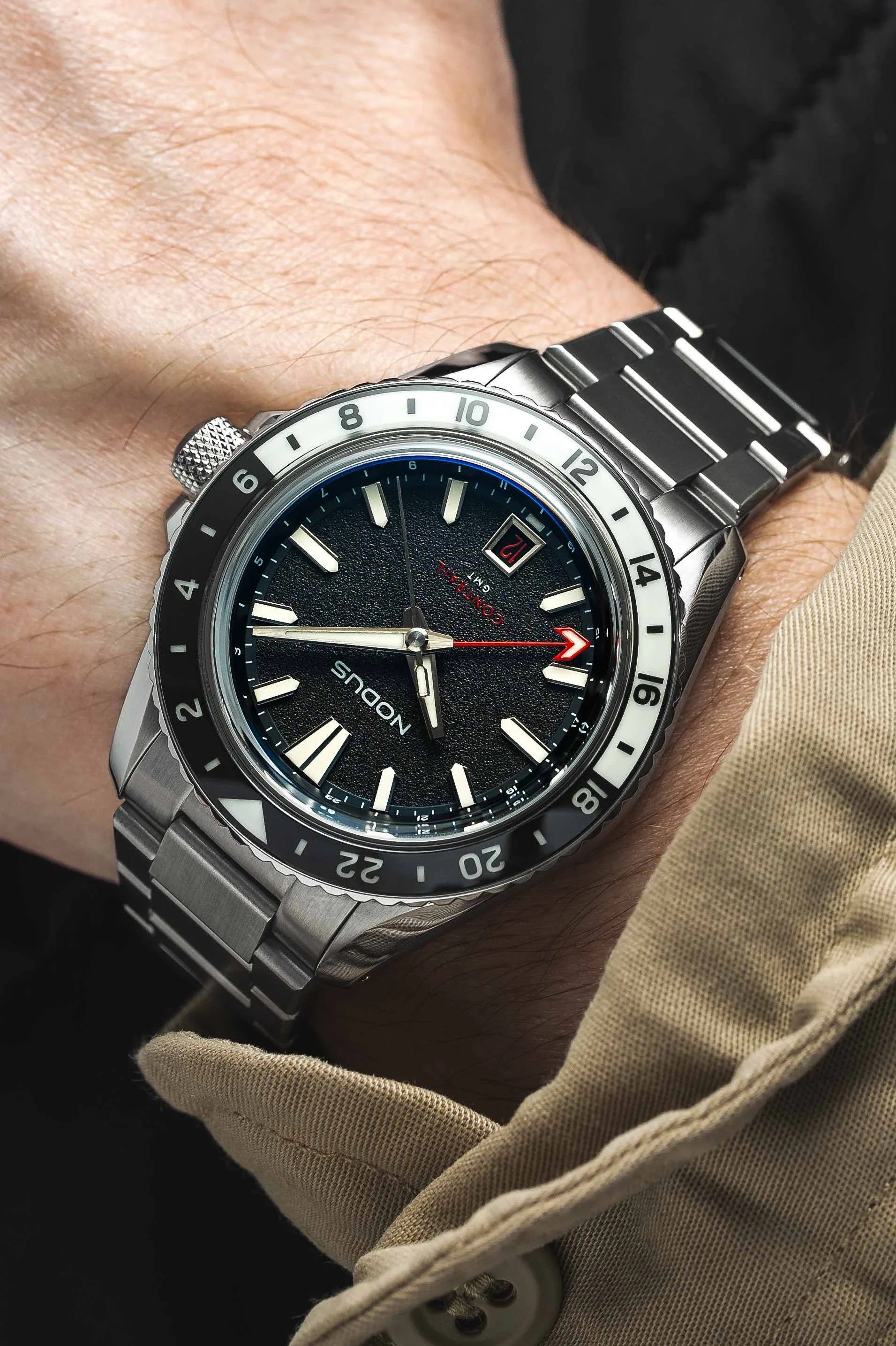 Nodus watch on wrist