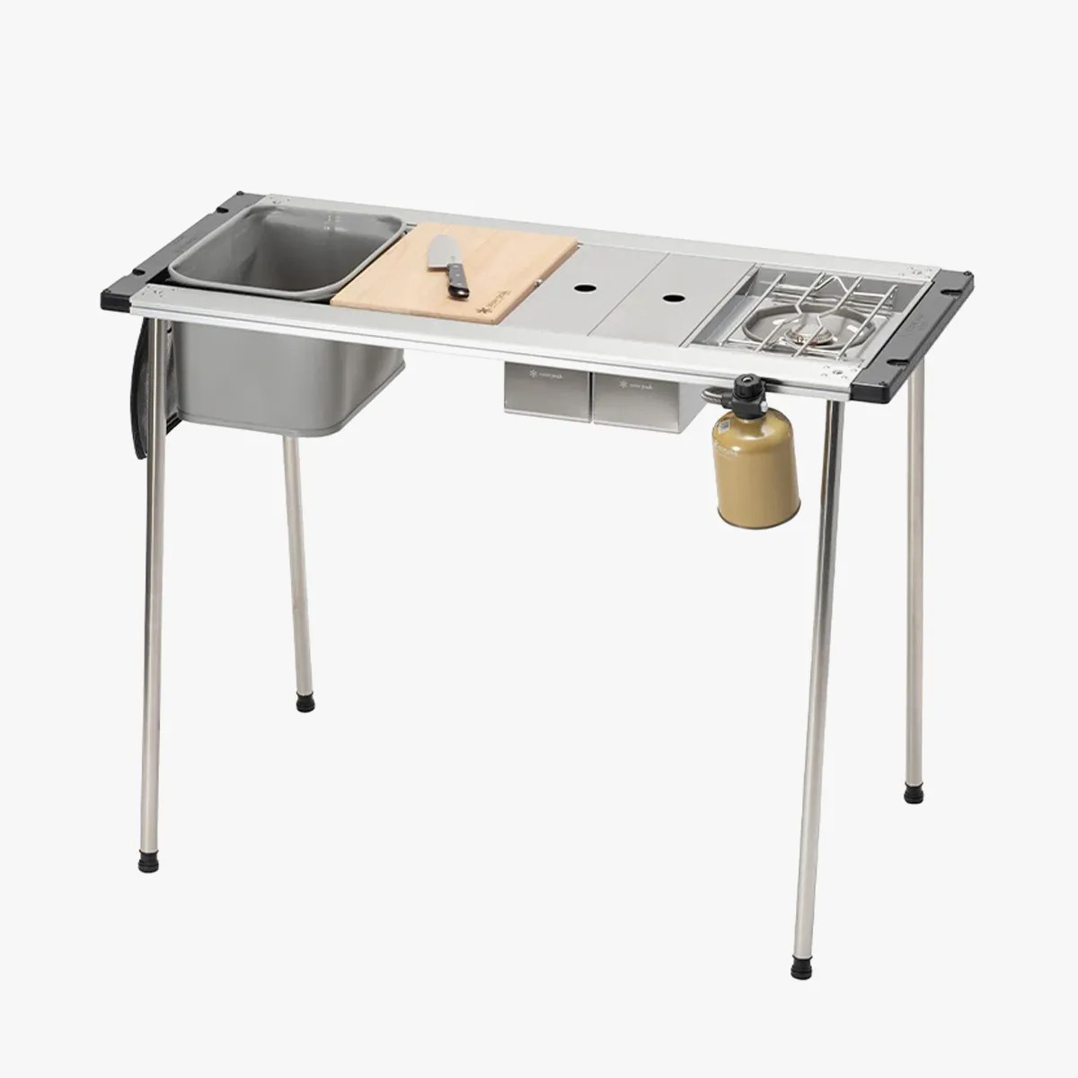Snow Iron Grill Table