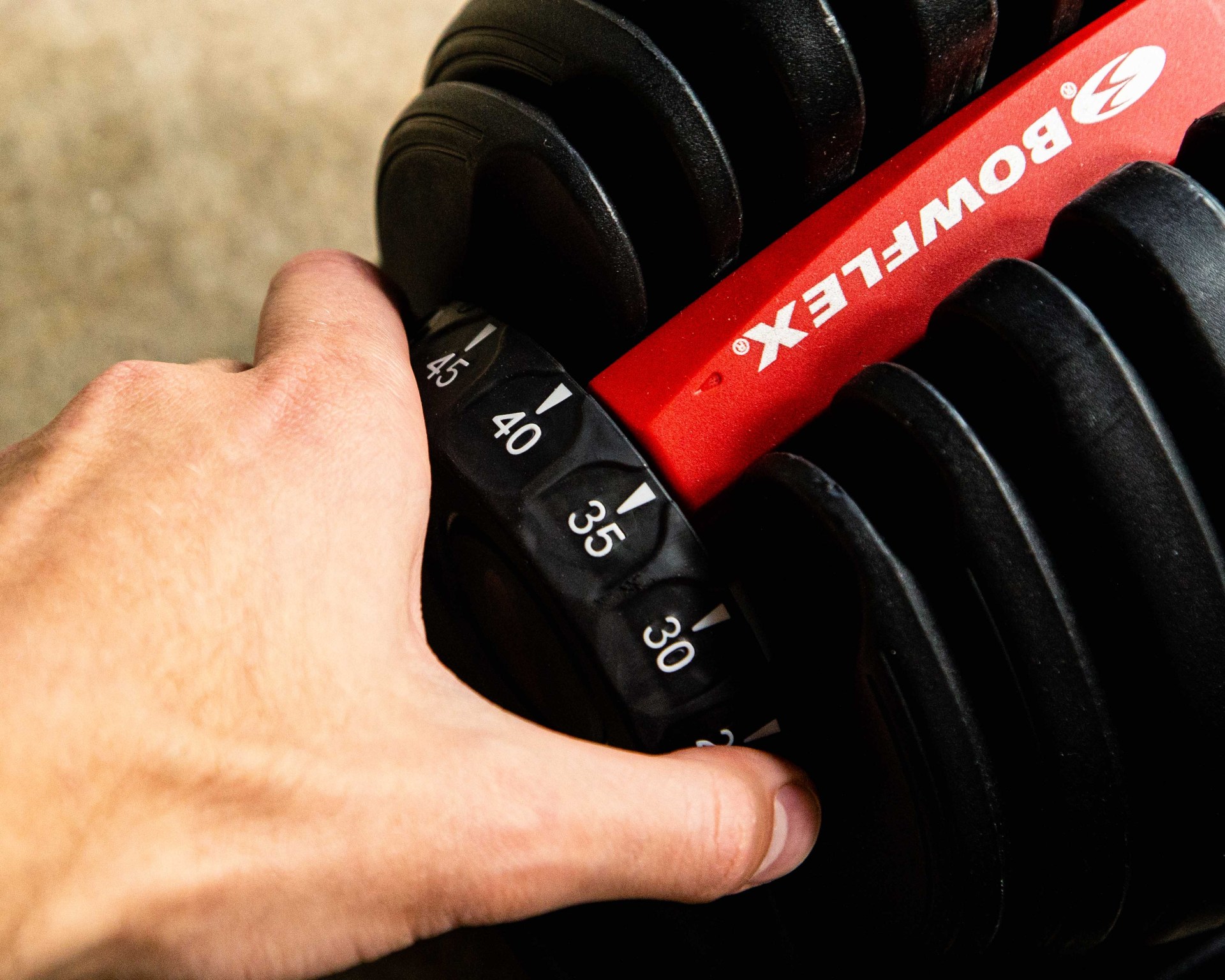 bowflex adjustable dumbbells