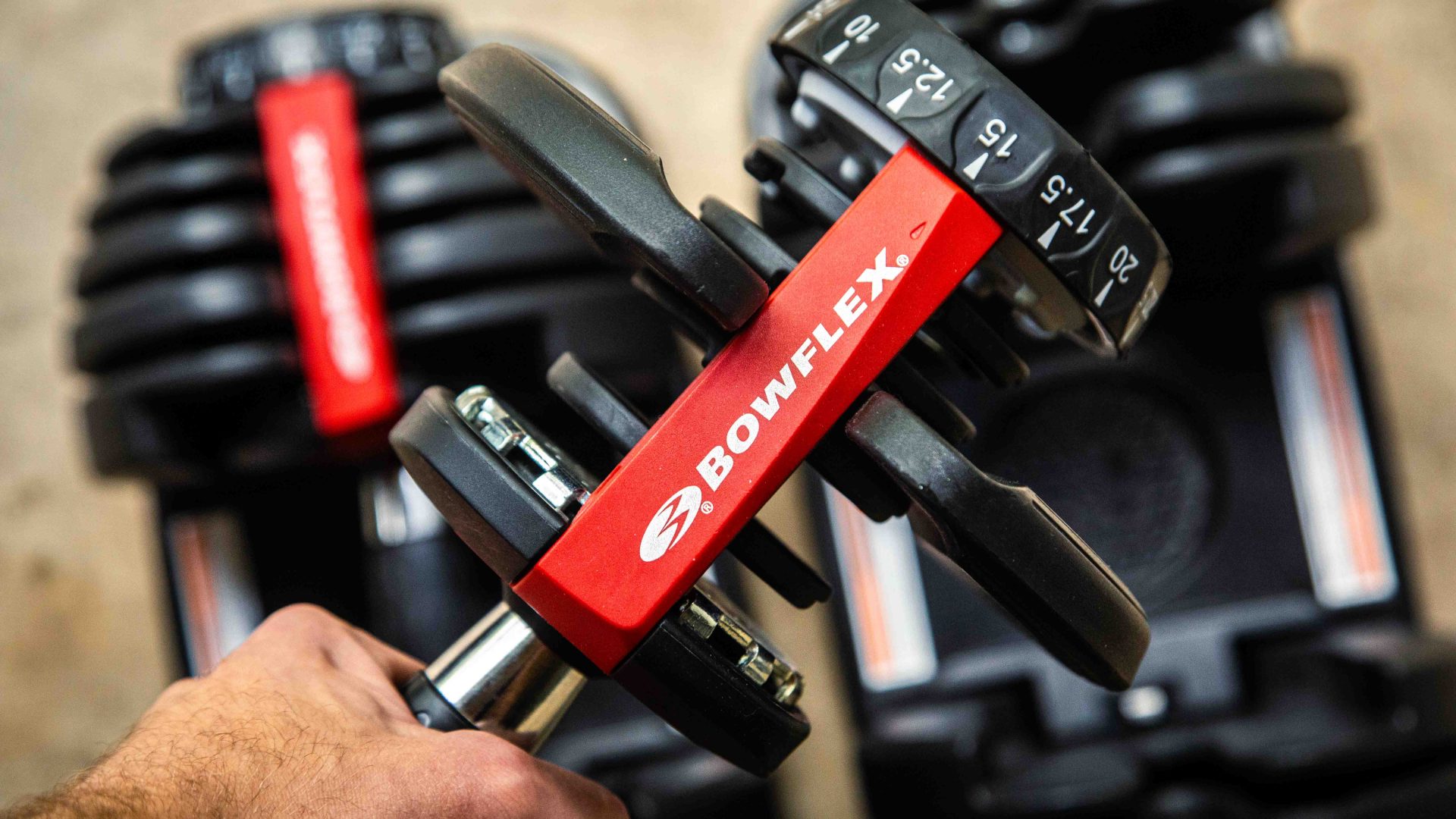 bowflex adjustable dumbbells