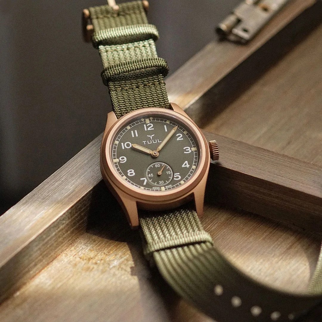 a bronze tuul field watch