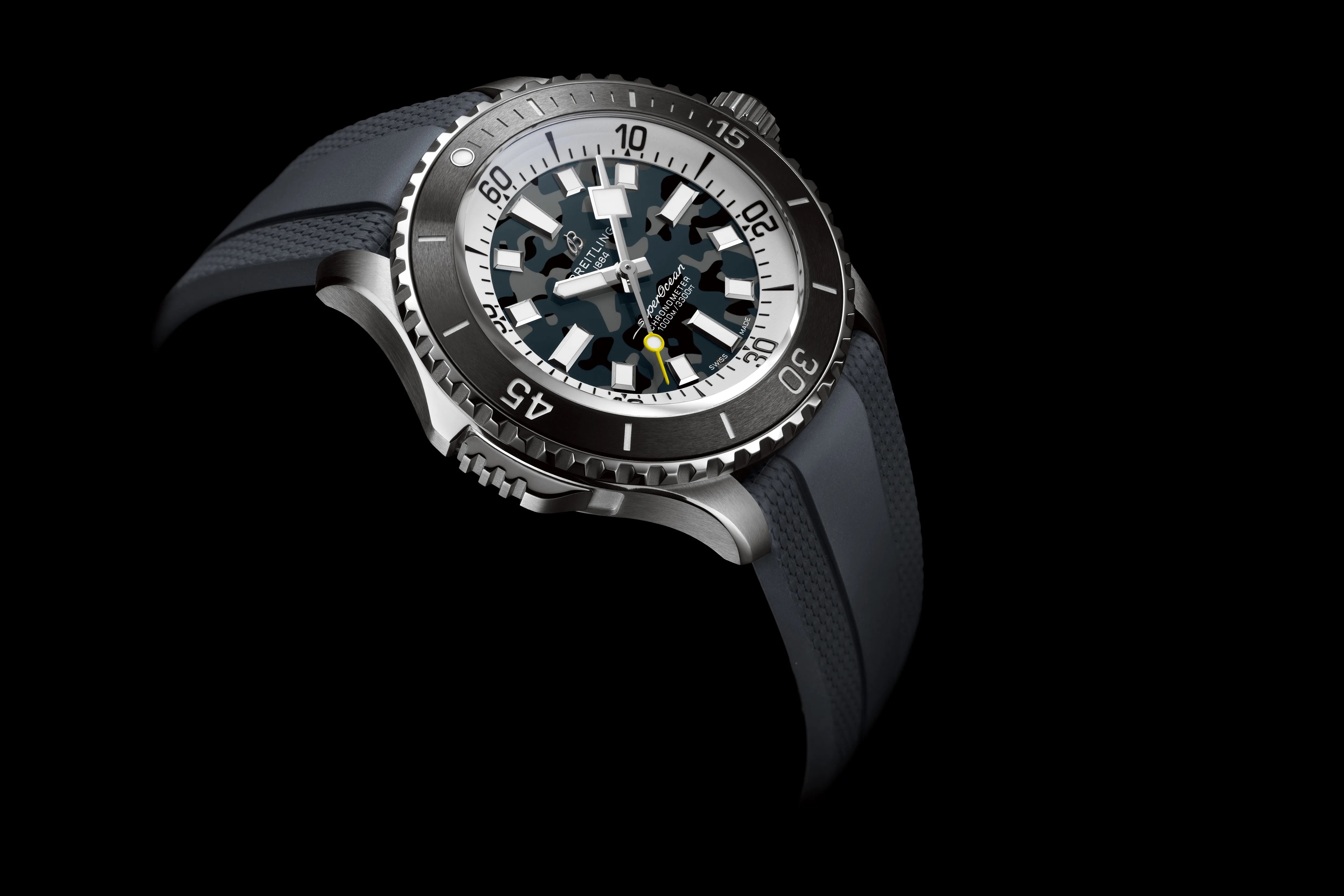 breitling dive watch on rubber strap