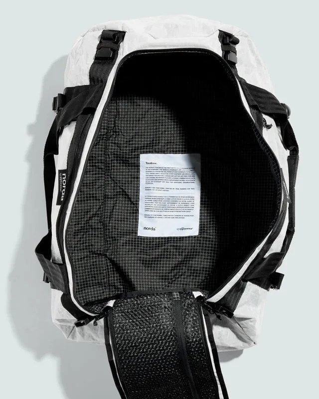 Norda duffle bag