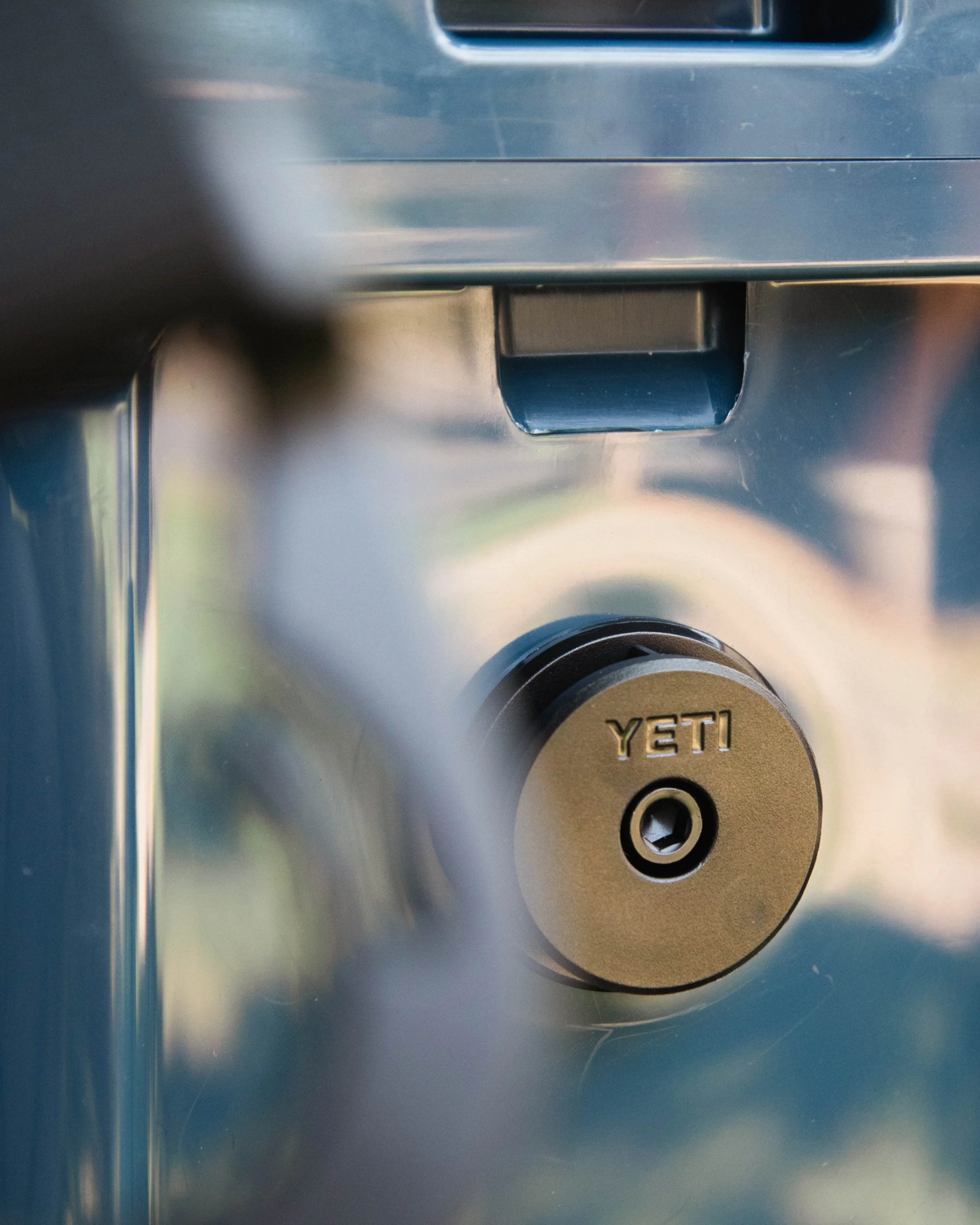 small blue yeti hard cooler