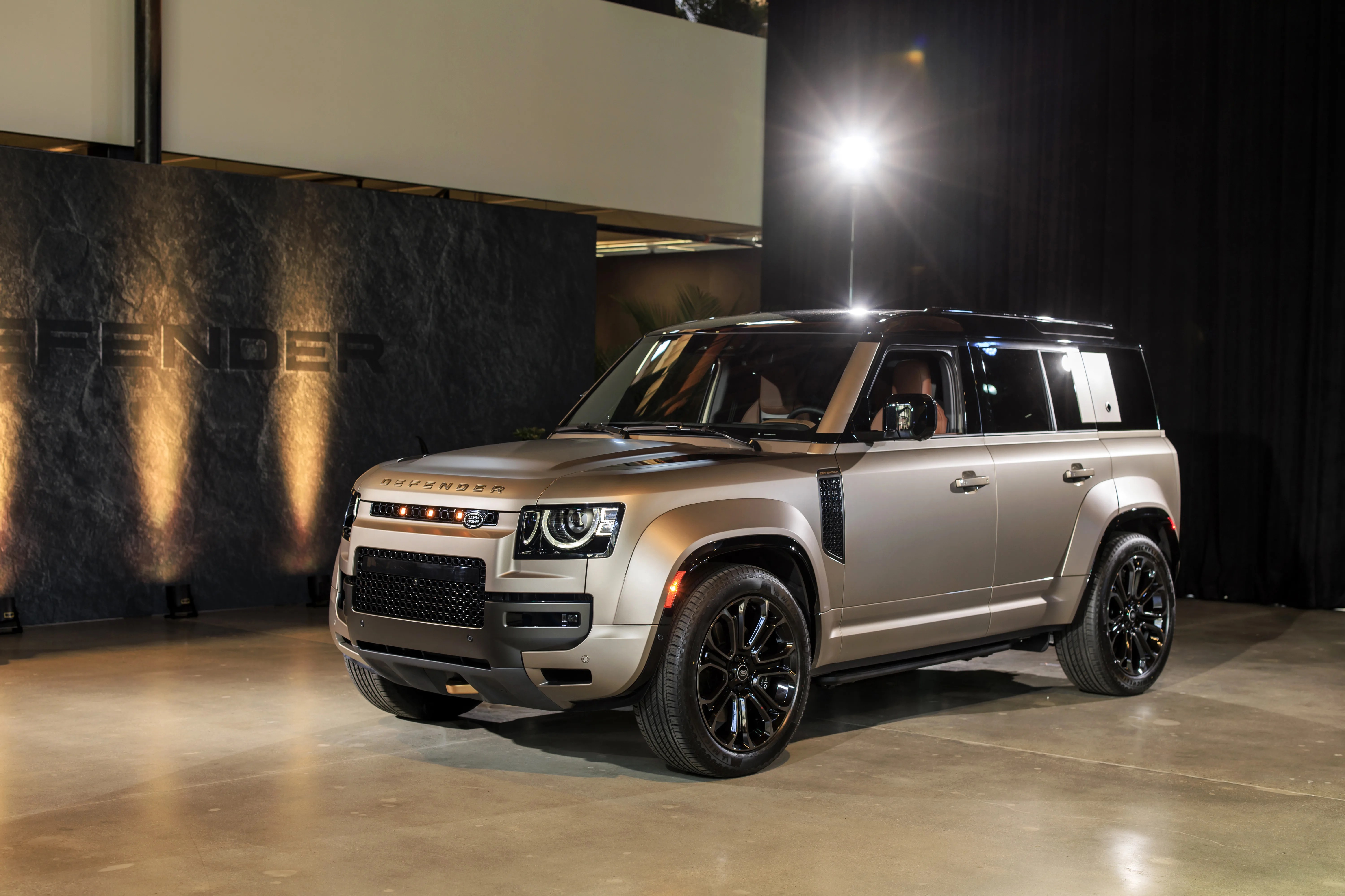 land rover defender octa