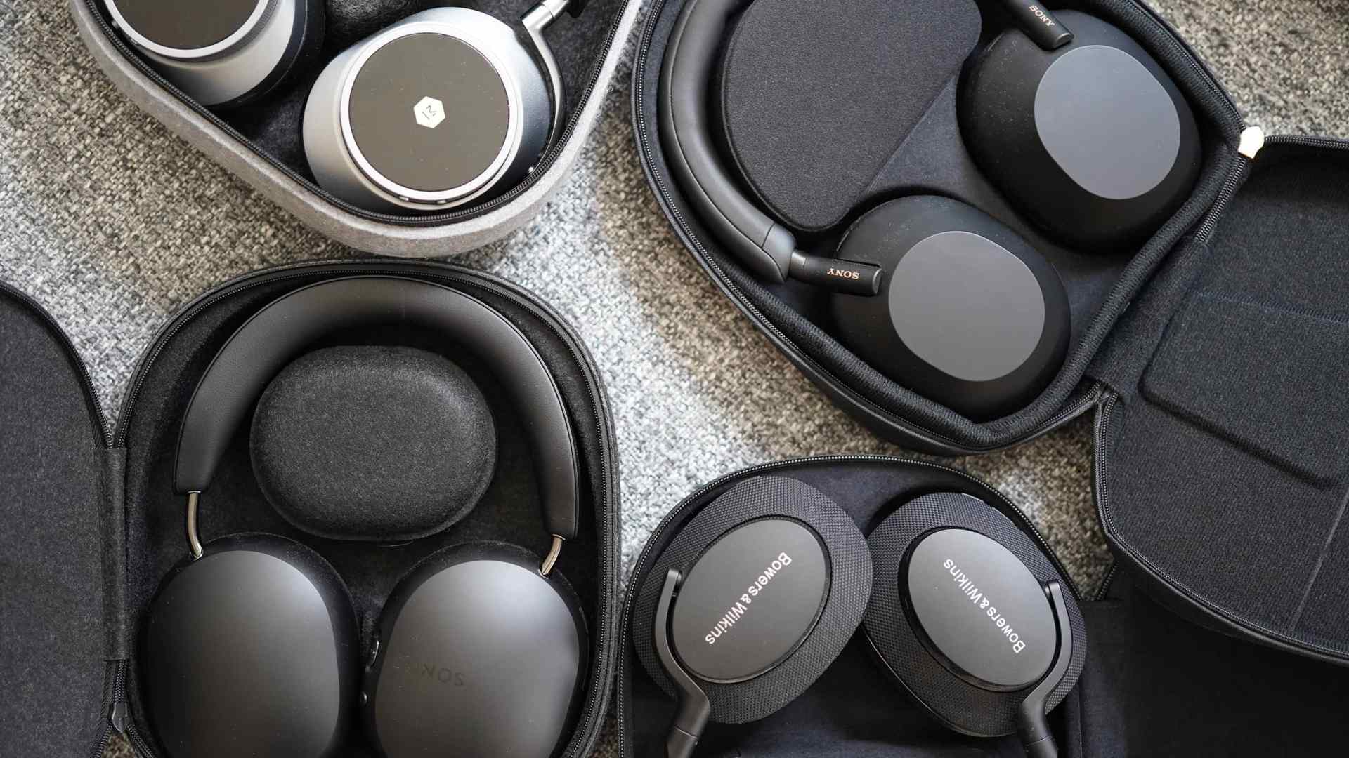 The AirPods Max's Smart Case basically provides zero protection.
