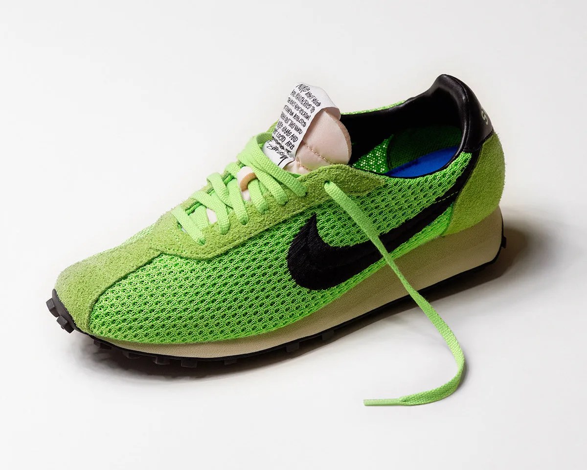 green nike shoe