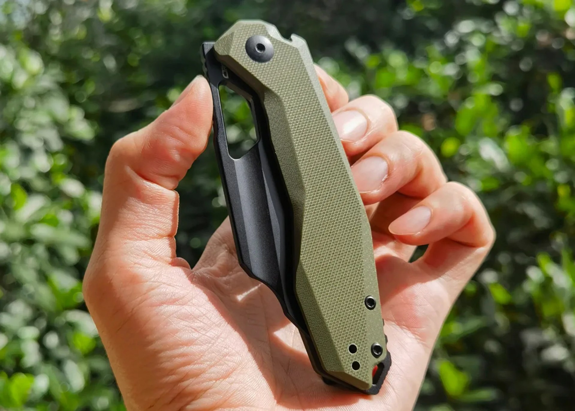 cjrb-capstone-prototype-pocket-knife-folded