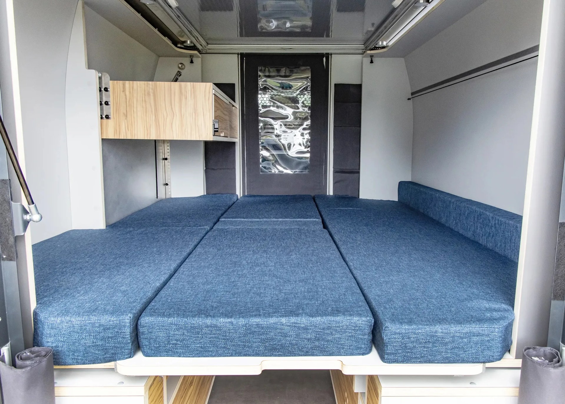 plugvan-nissan-sleep-mode