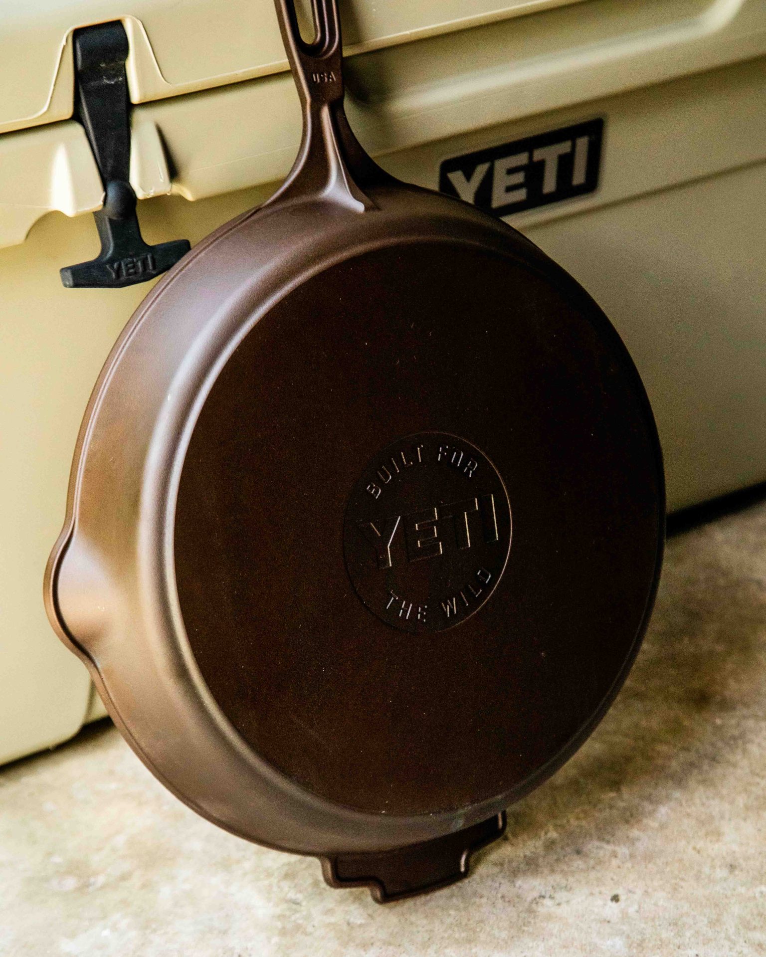 yeti cast iron skillet