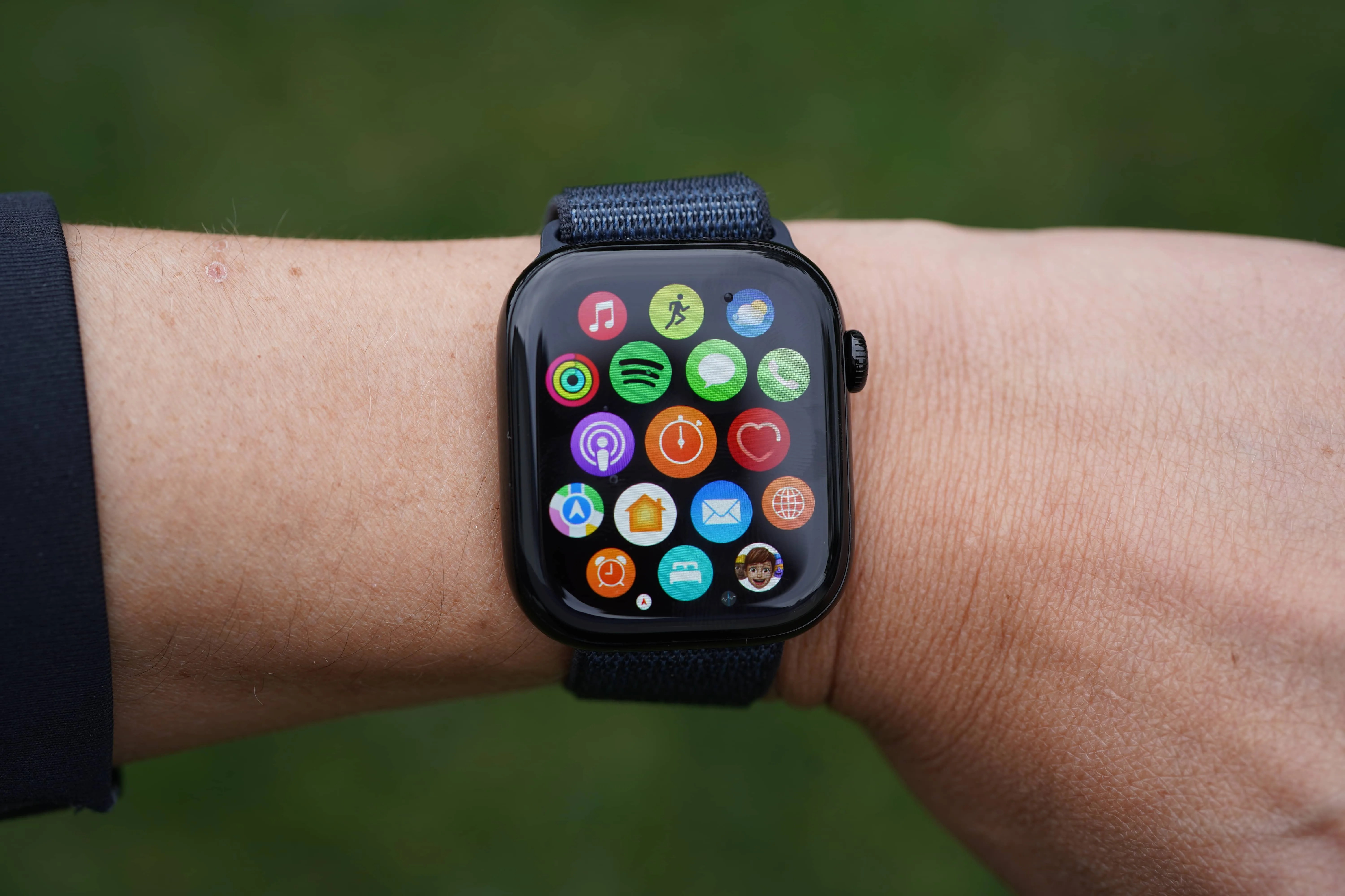 Apple Watch Series 10 lead
