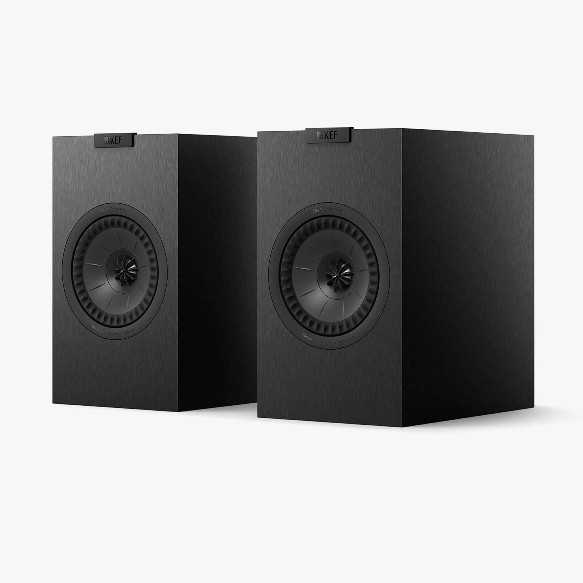 KEF Q1 Meta speakers