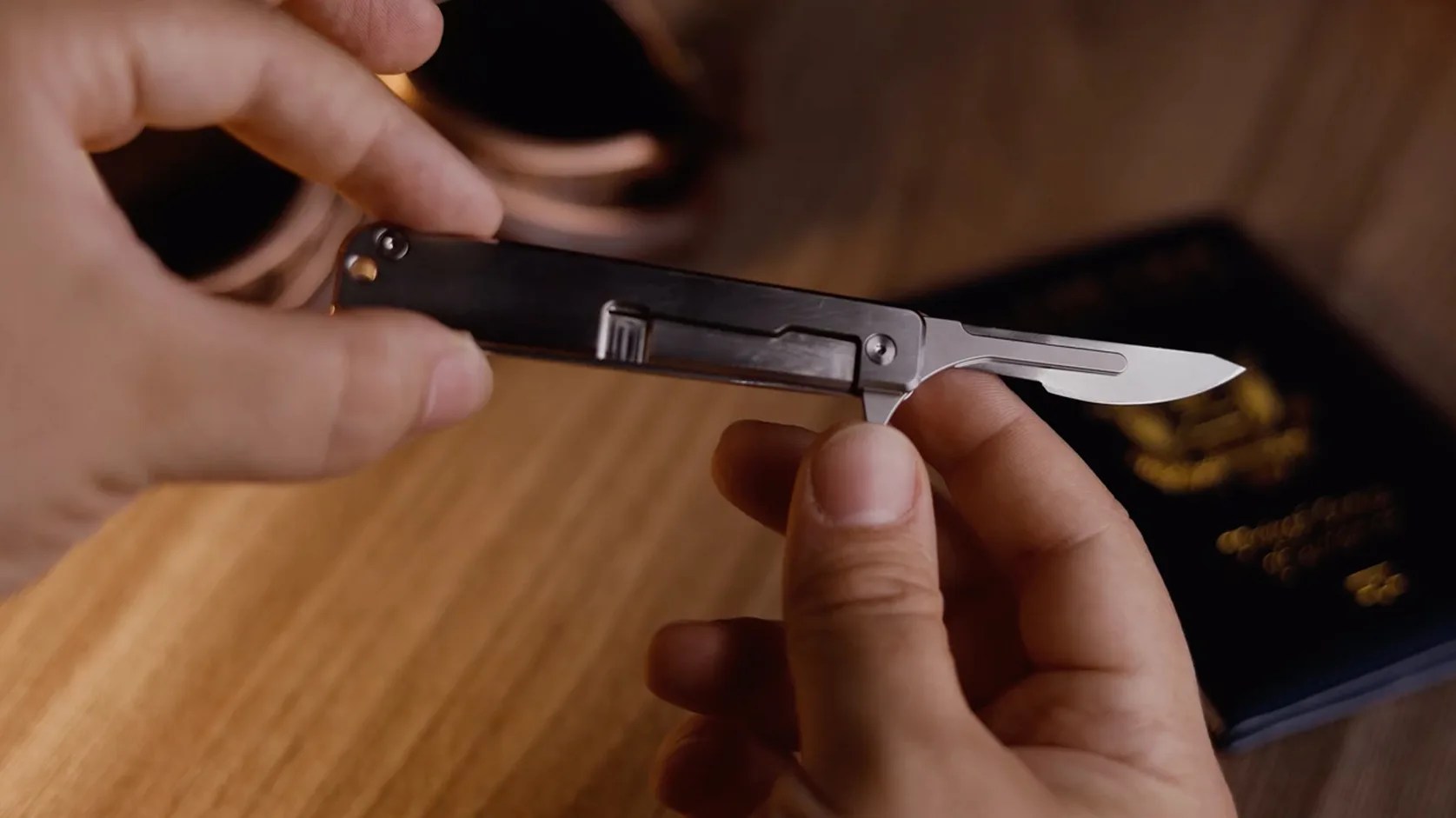 howland-xl-pocket-knife-lead