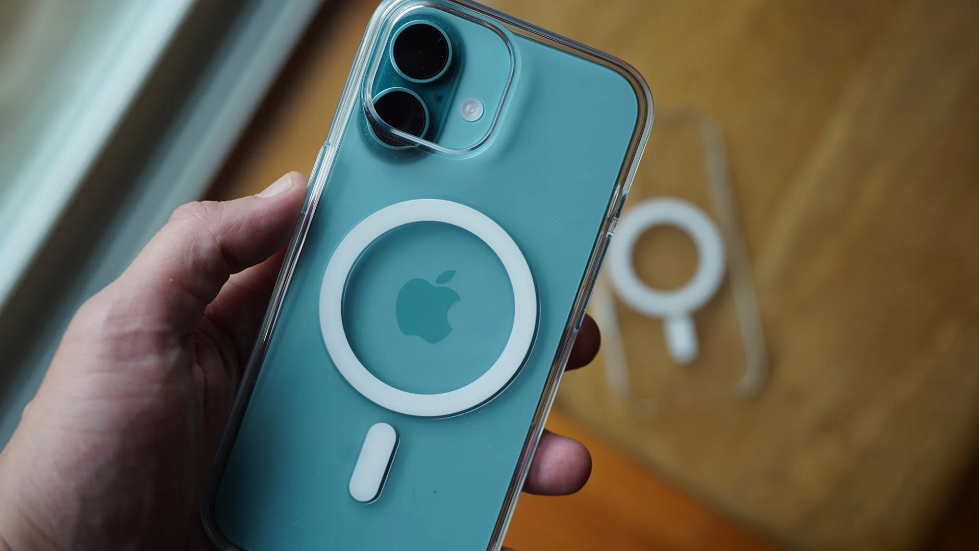 iPhone 16 and iPhone 15 case