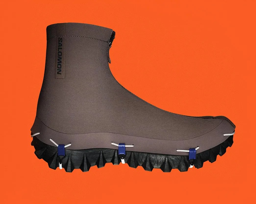 salomon hiking shoe