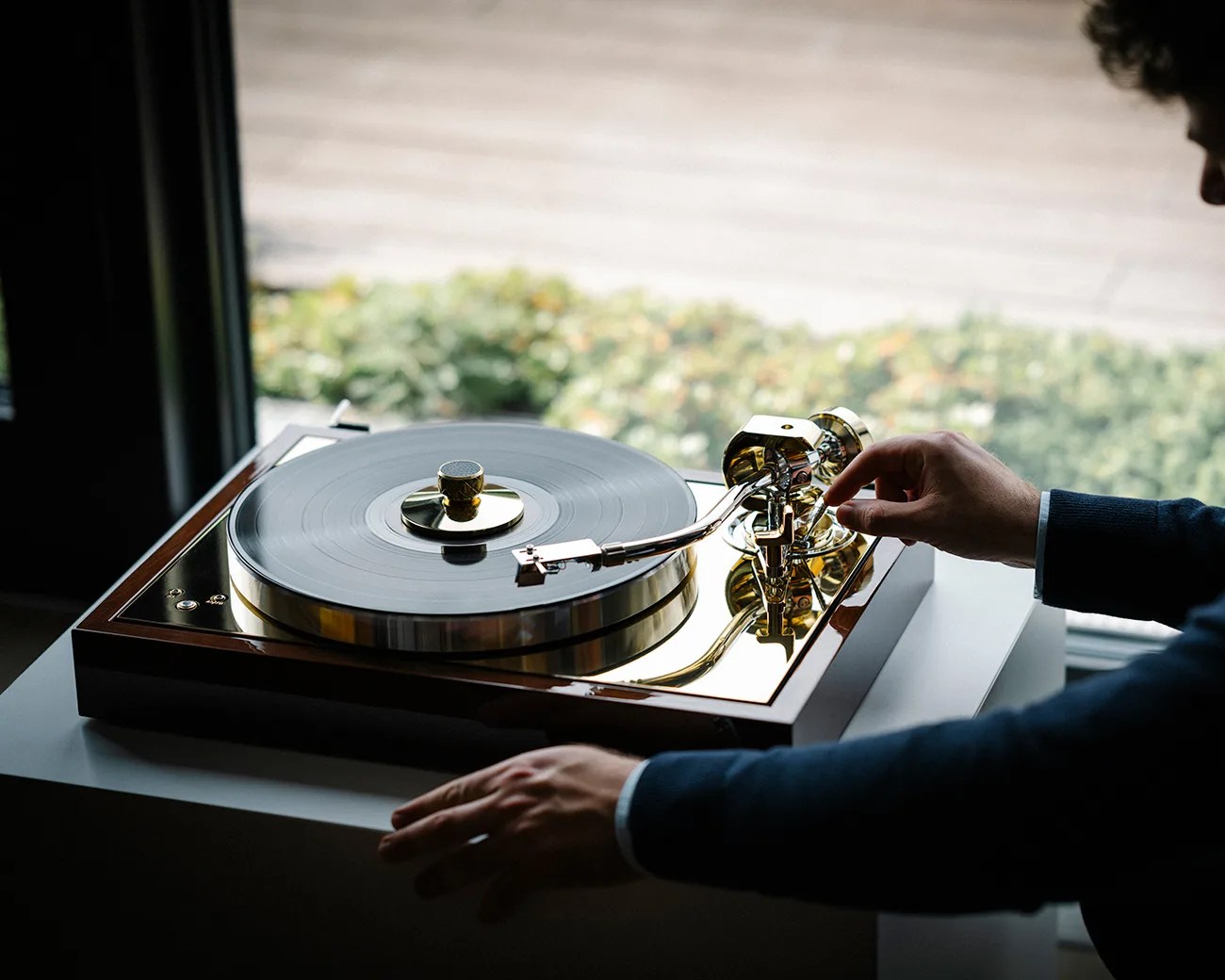 Pro-Ject Classic Reference turntable