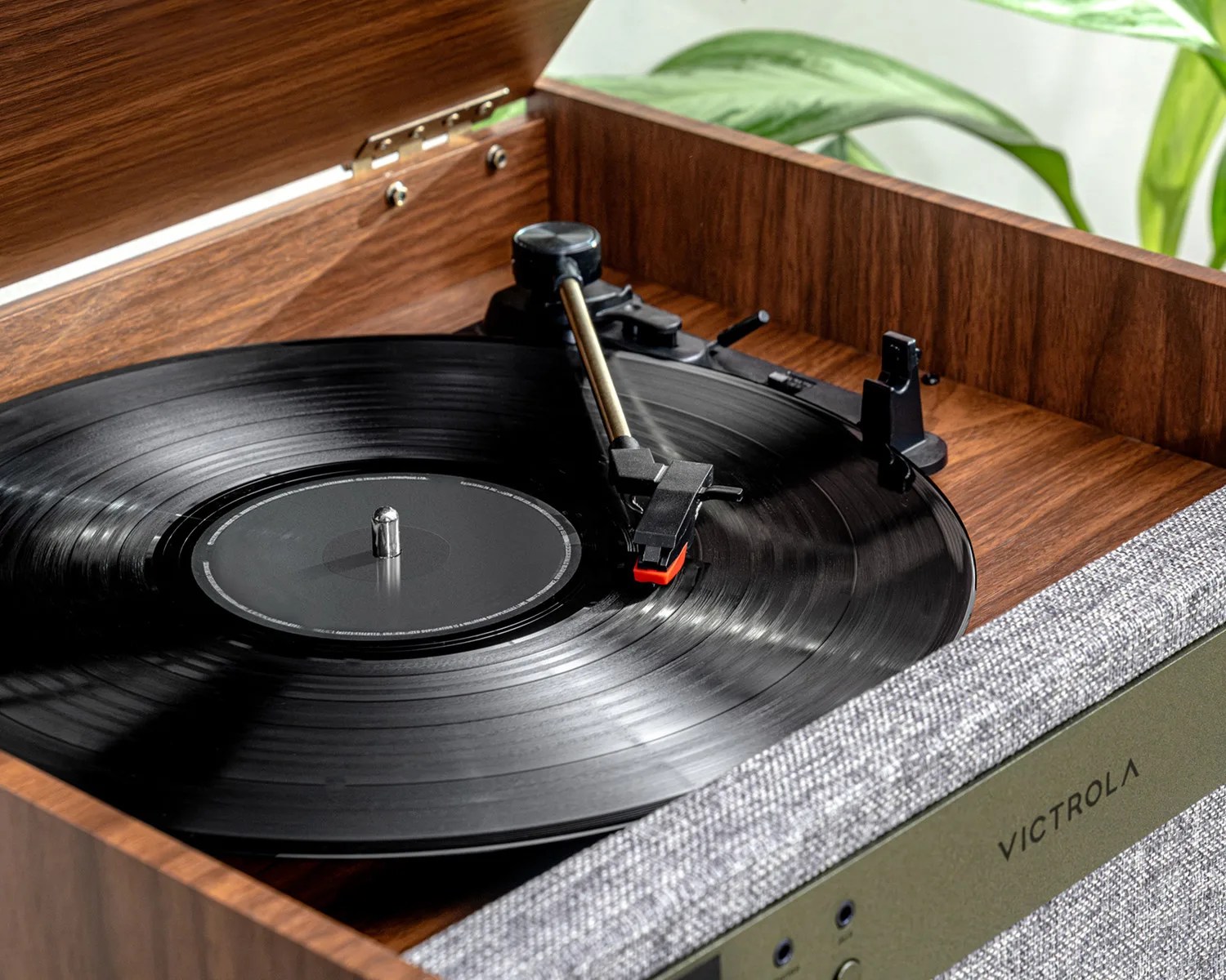 Victrola 6-in-1 turntable