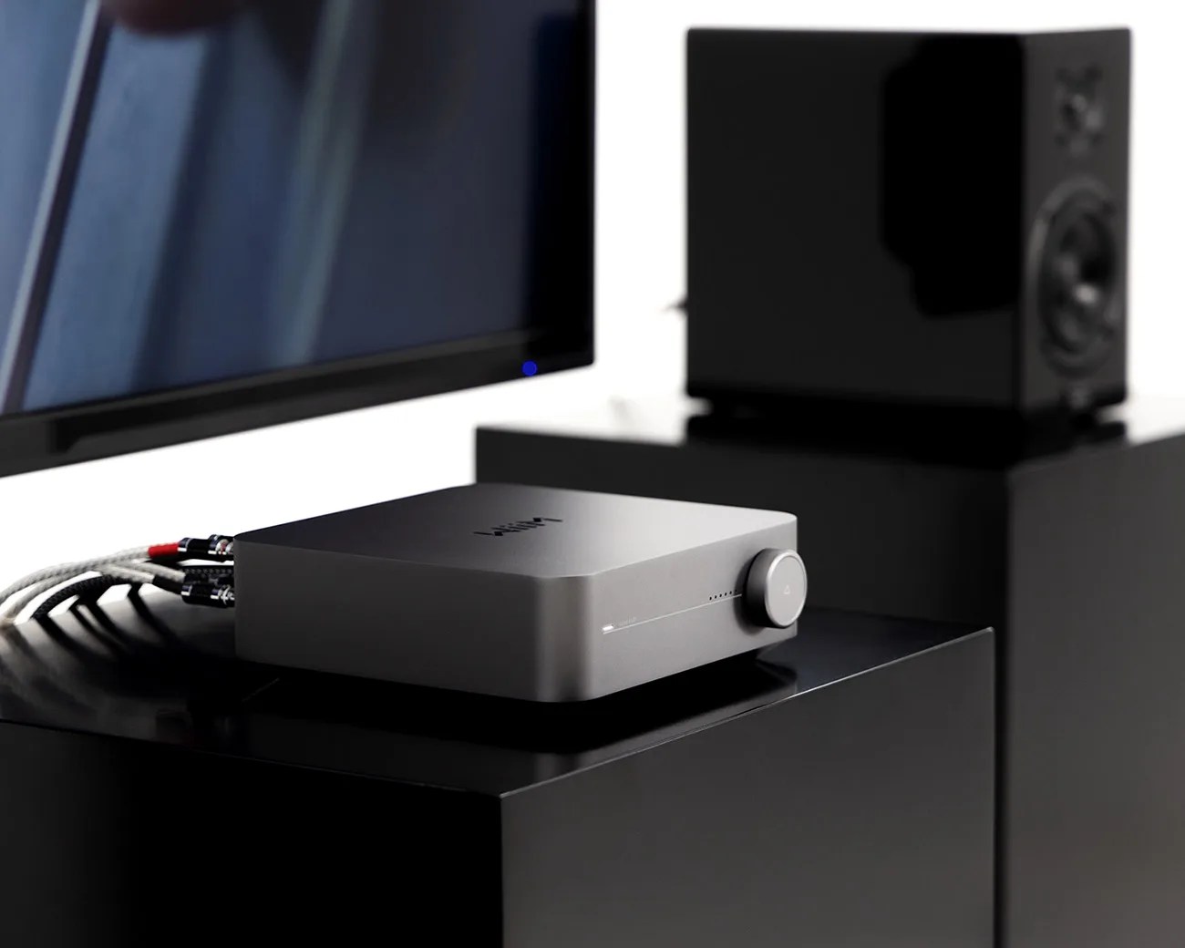 WiiM Amp streaming amp