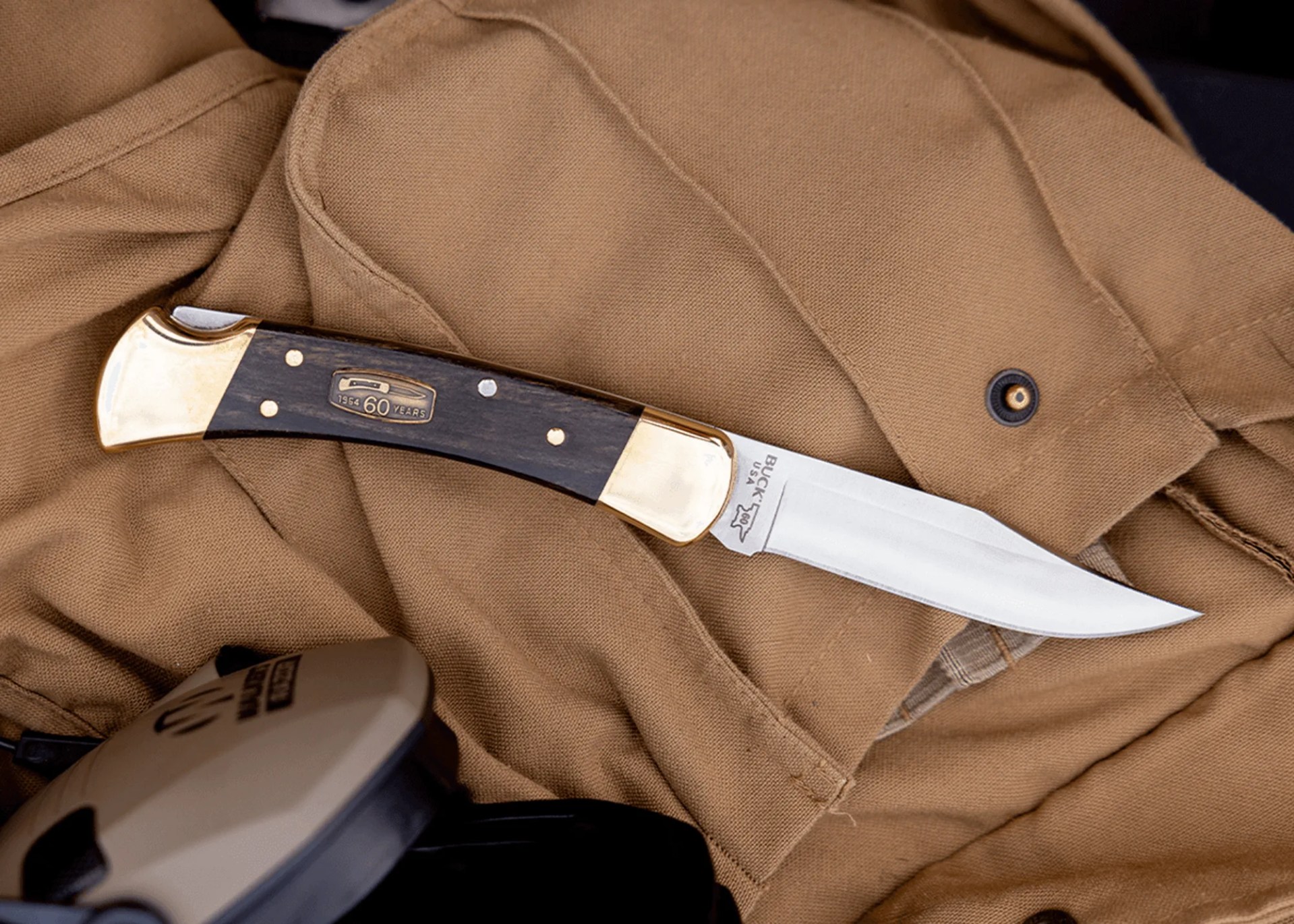 buck knives 110 magnacut hero