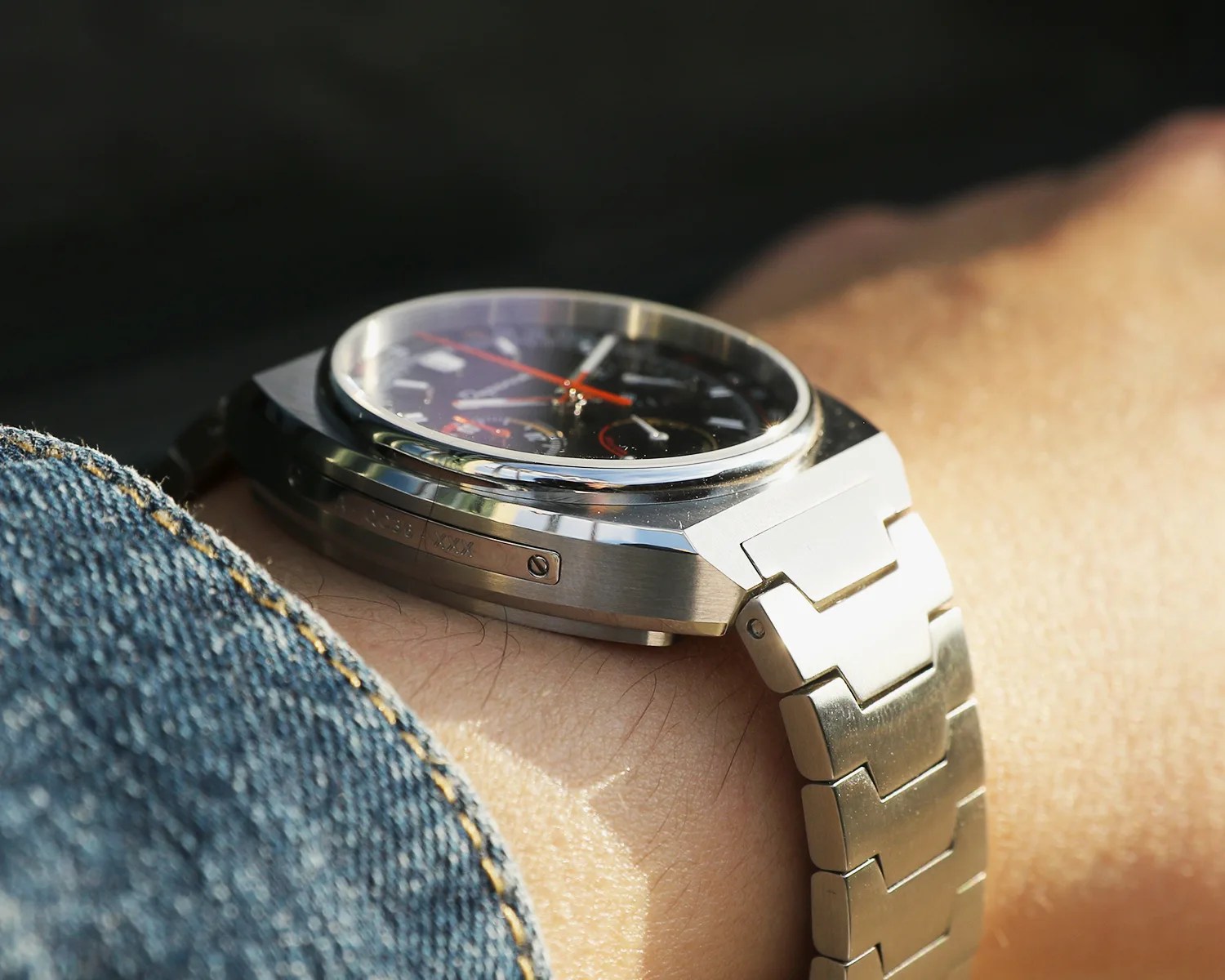 depancel watch on a mans wrist