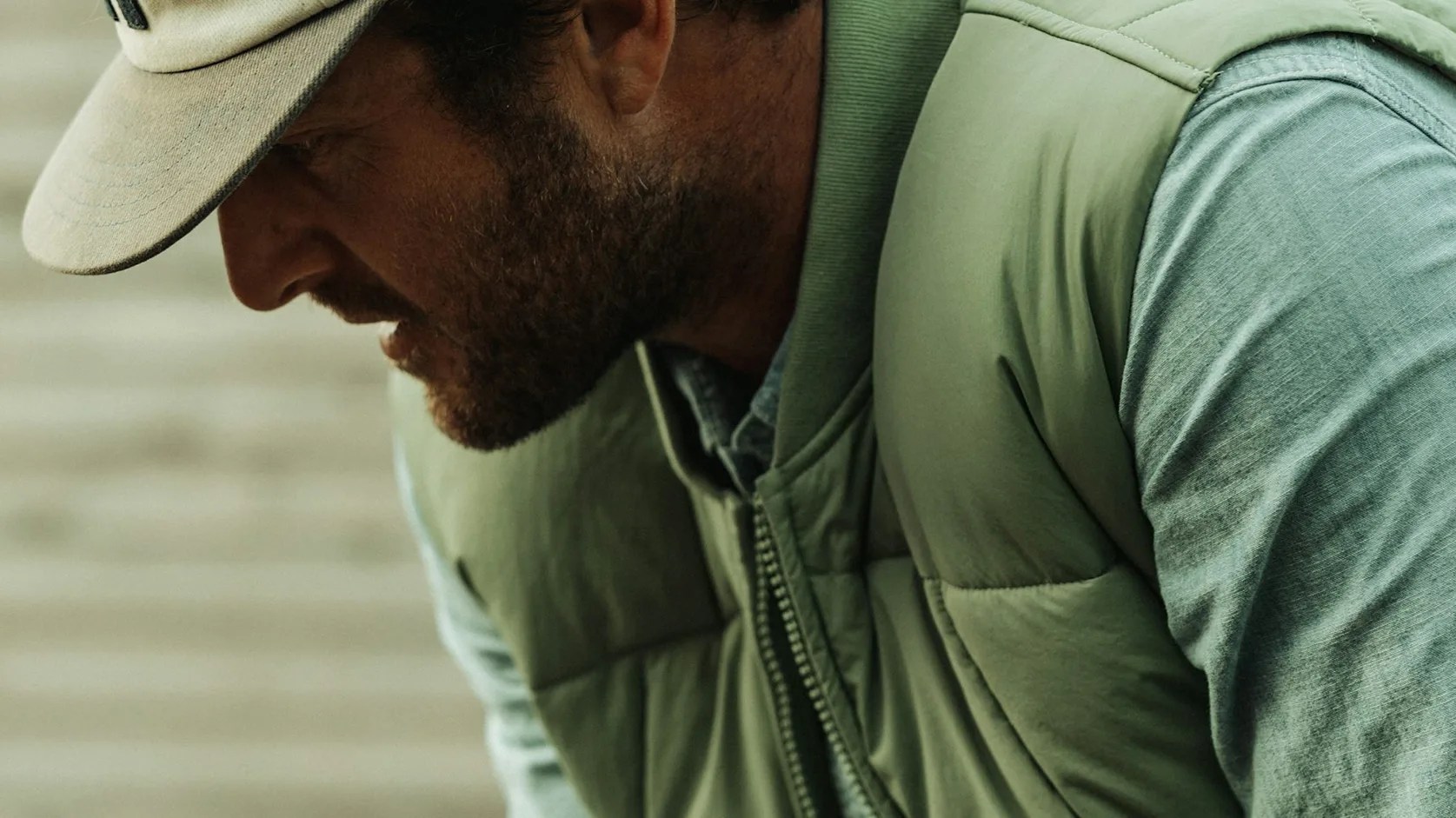 flint and tinder jackson quilted vest macro