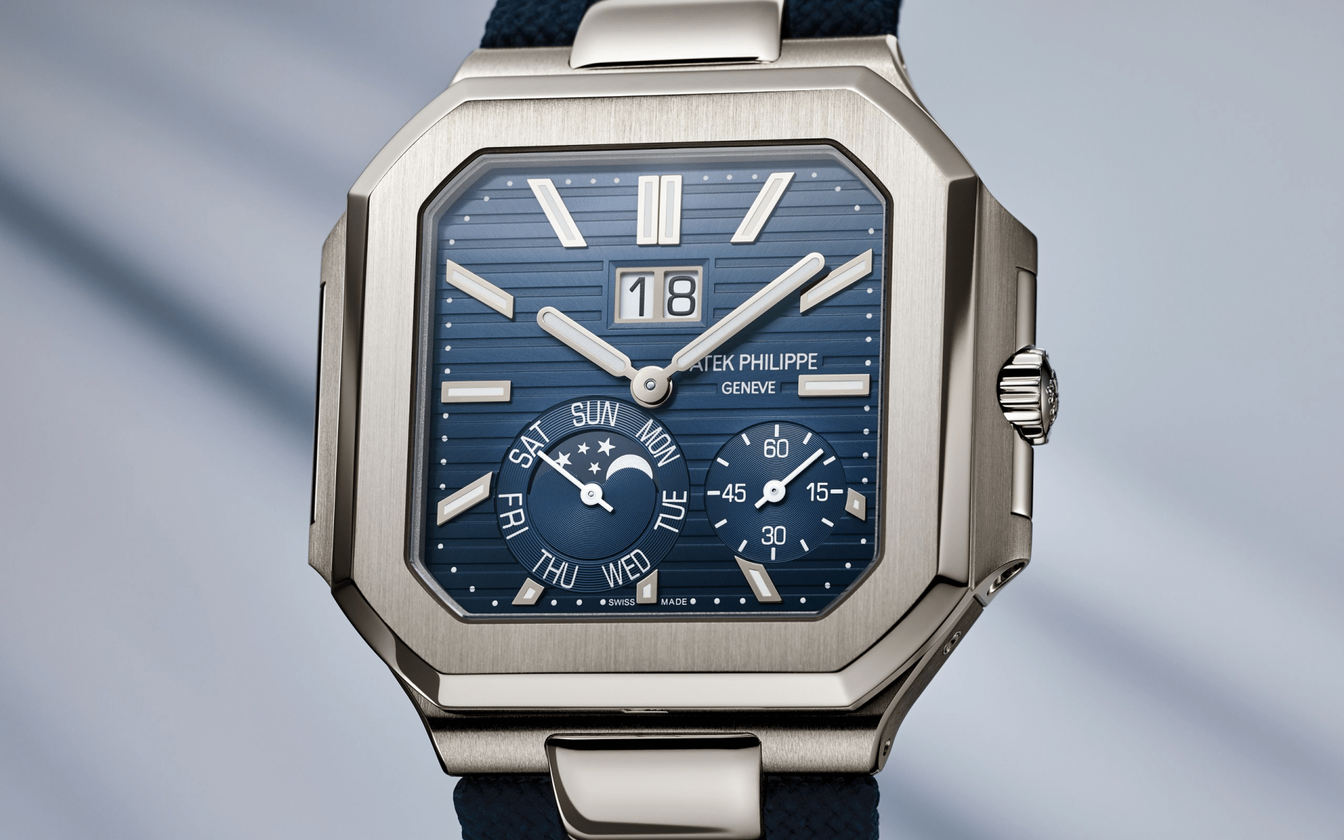 A shot of the front of the Patek Philippe Cubitus Grande Date, Ref 5822p-001