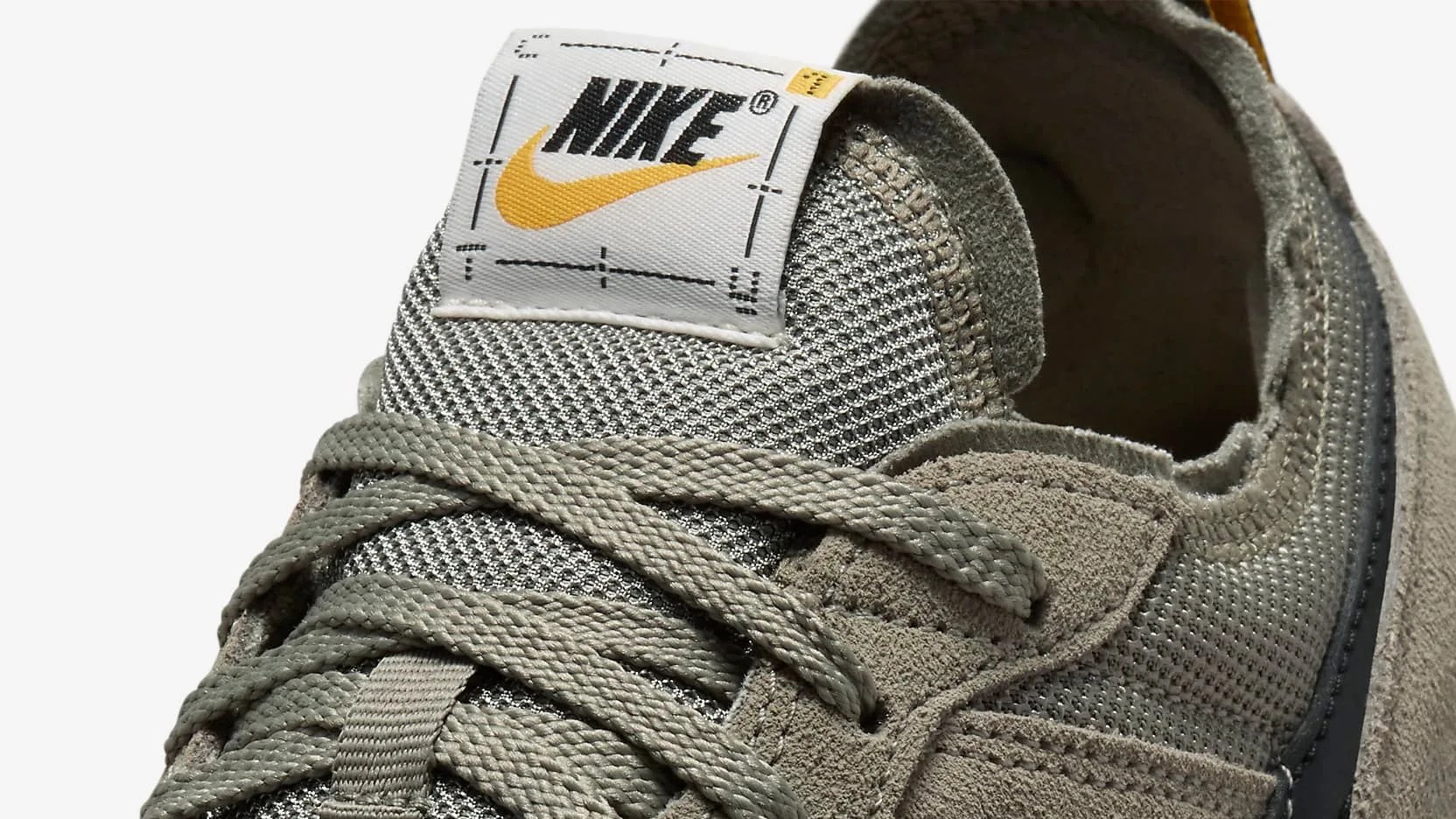 green nike shoe