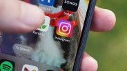 Instagram share live location feature