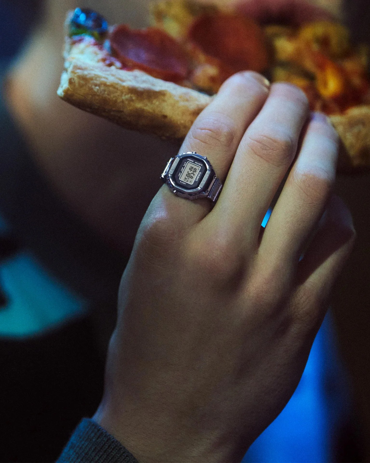 Casio CRW-001-1JR smart ring