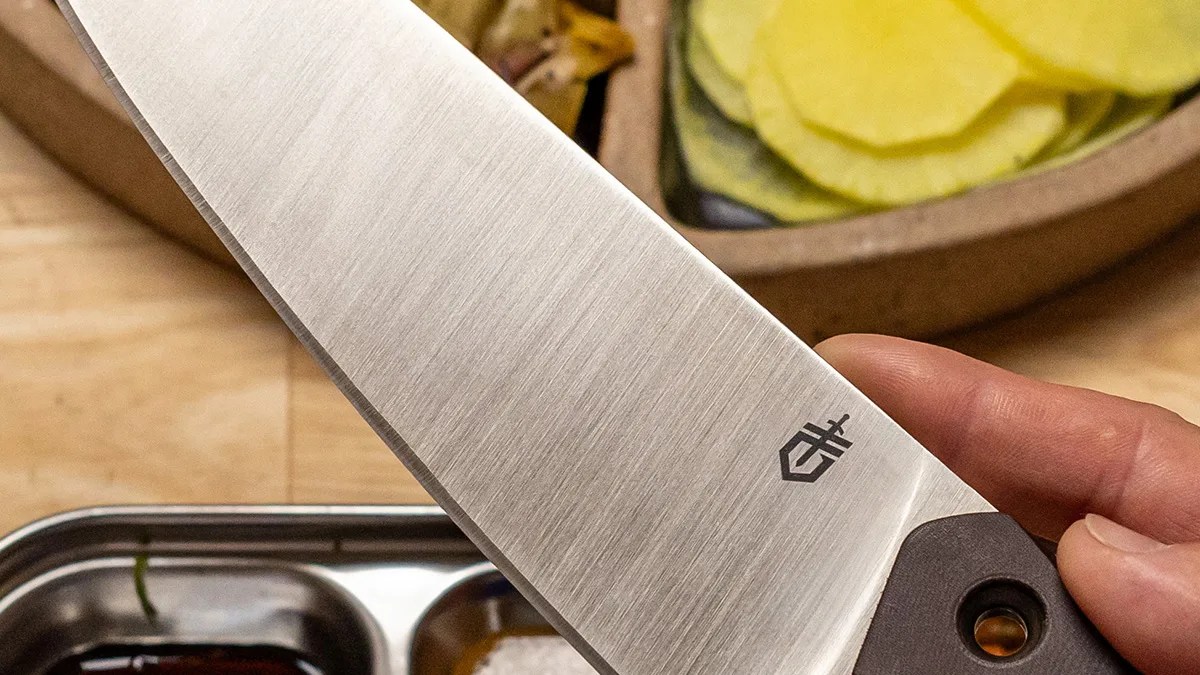 gerber gear 85th anniversary chef knife macro