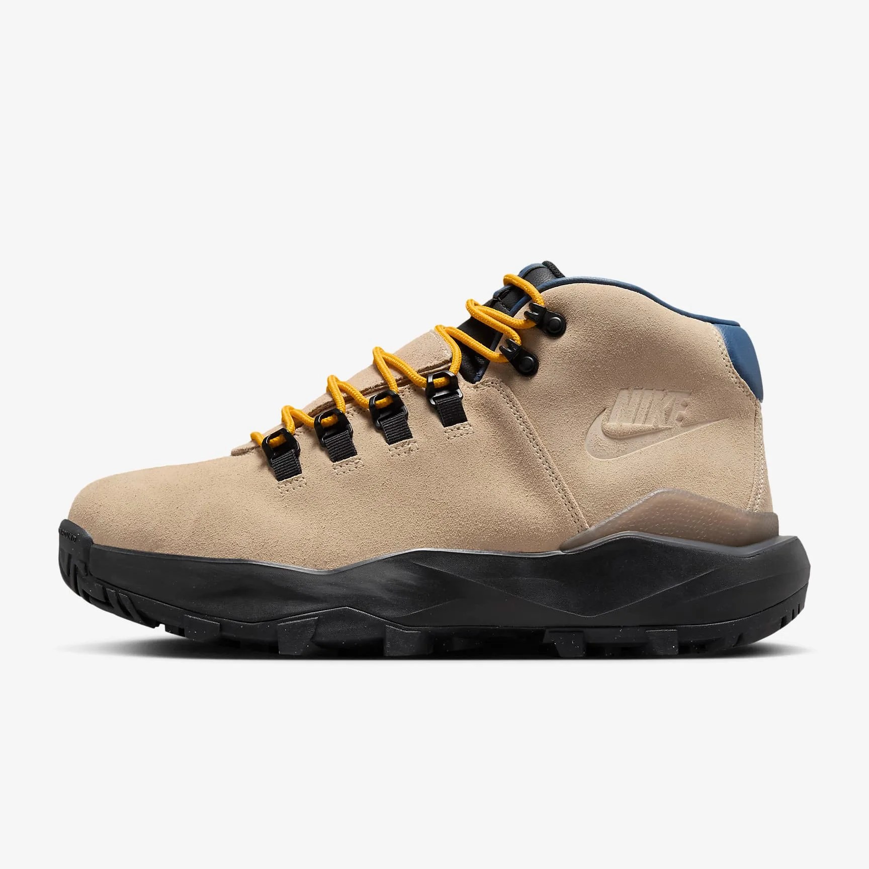 nike hiking boot