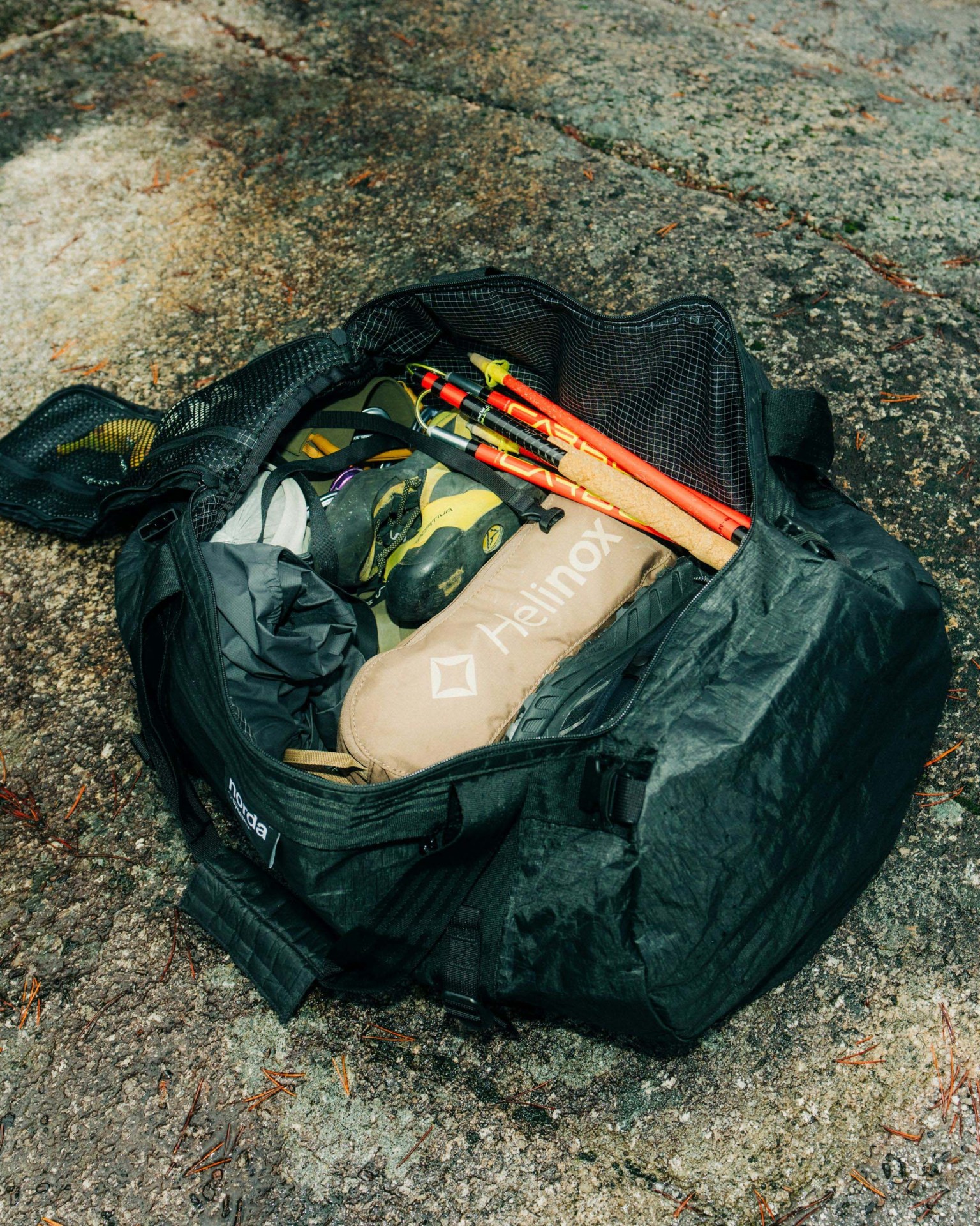 black norda bag