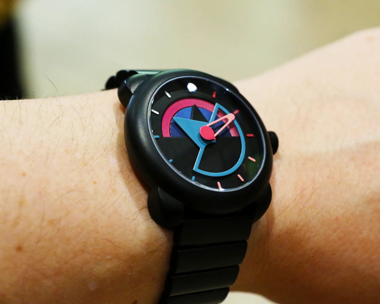 a so labs watch on a mans wrist
