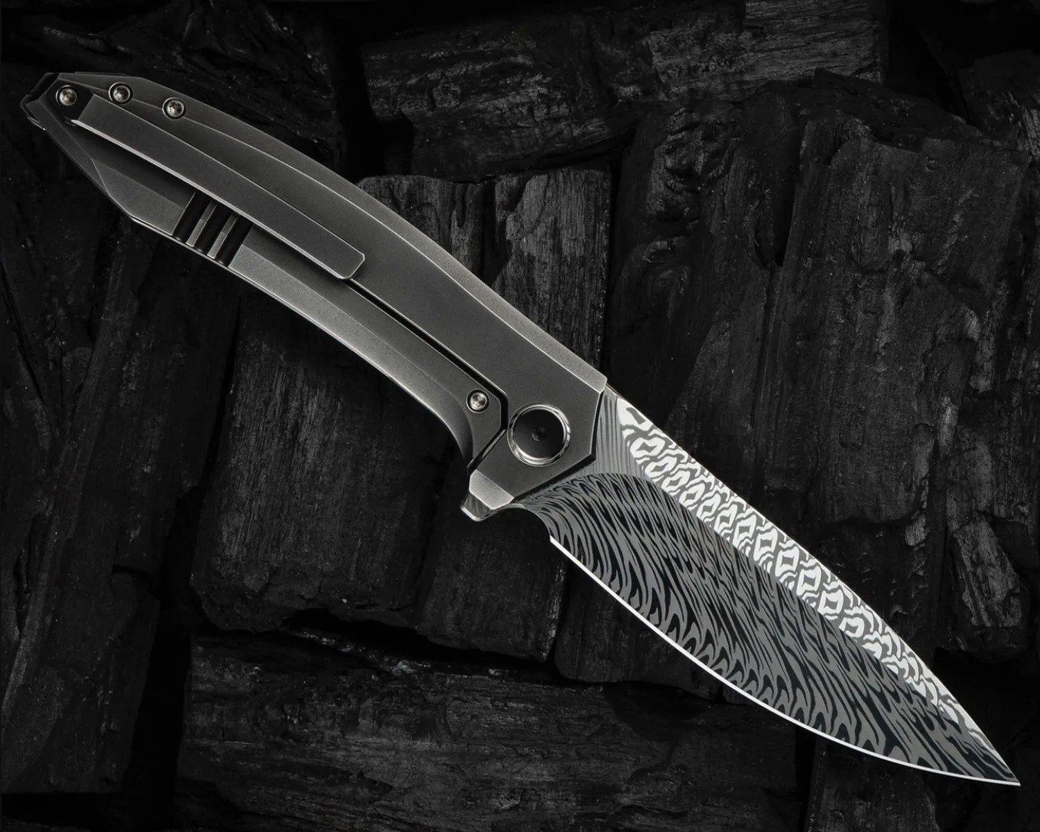 we knife acuminal off side