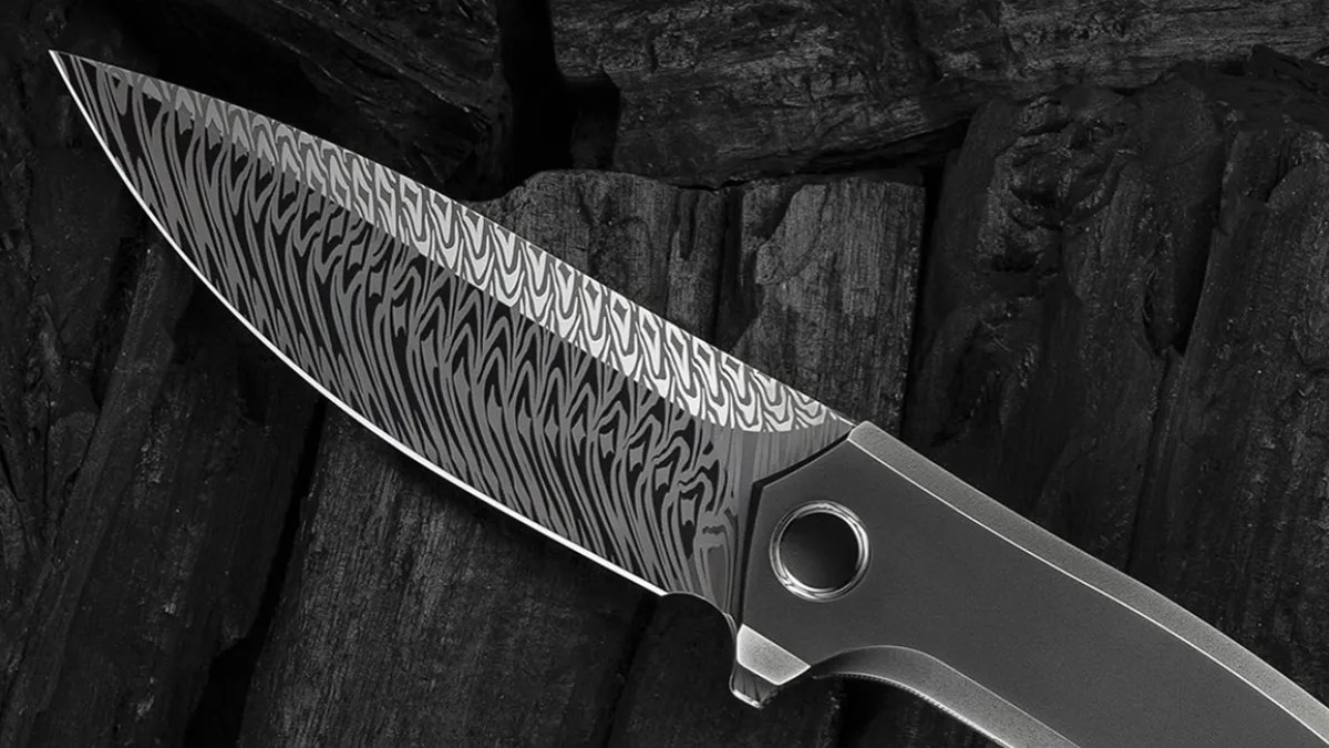 we knife acuminal