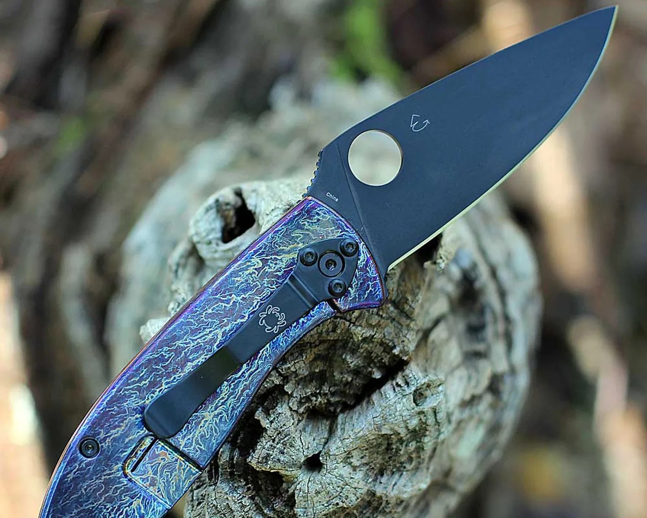 Spyderco Tenacious R.I.L. Blue Disarray knife