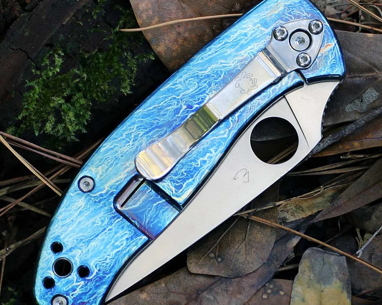 Spyderco Tenacious R.I.L. Blue Disarray knife