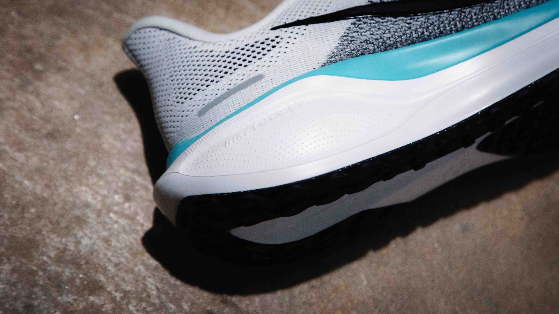 heel of nike running shoe
