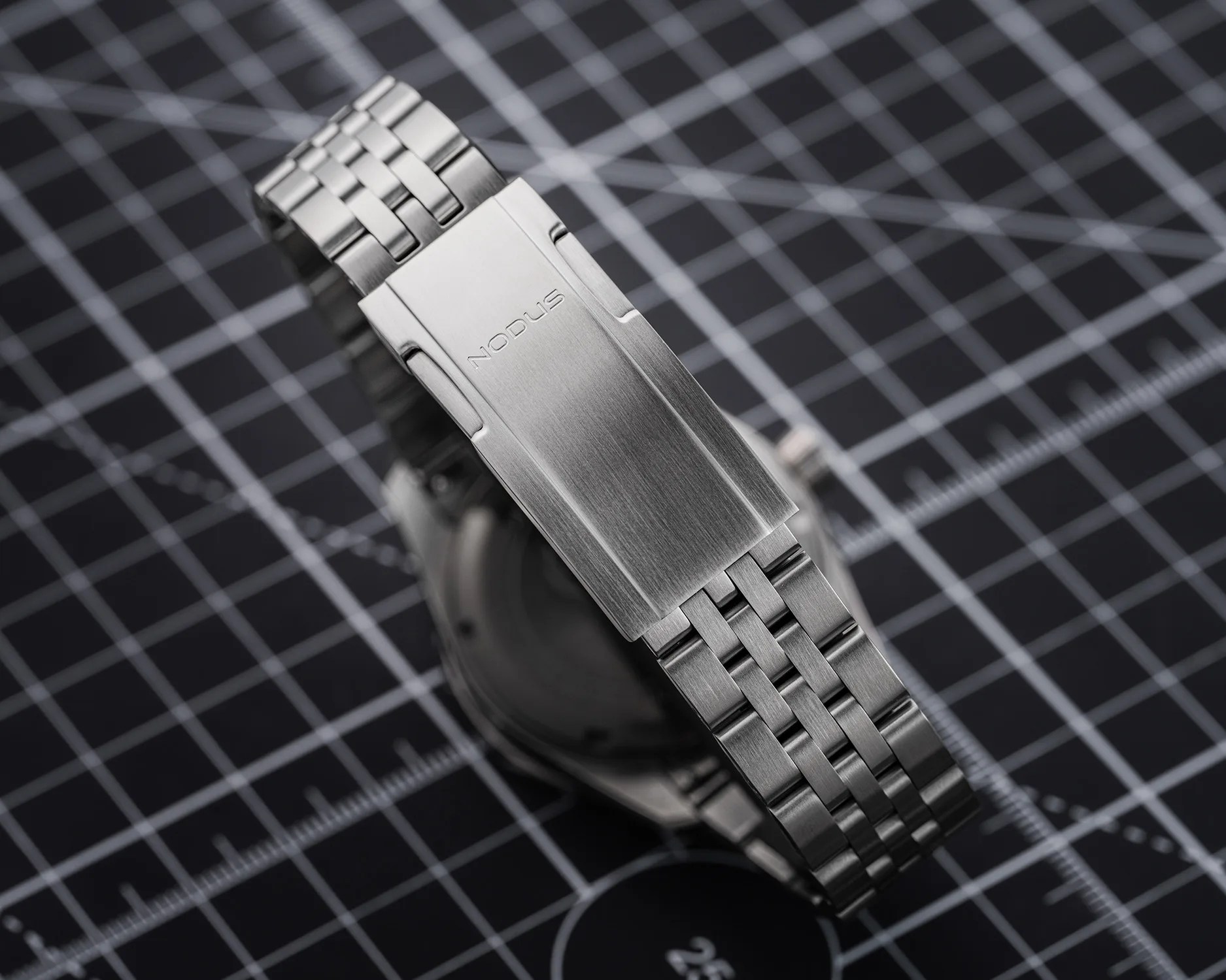 a nodus pilot watch bracelet clasp
