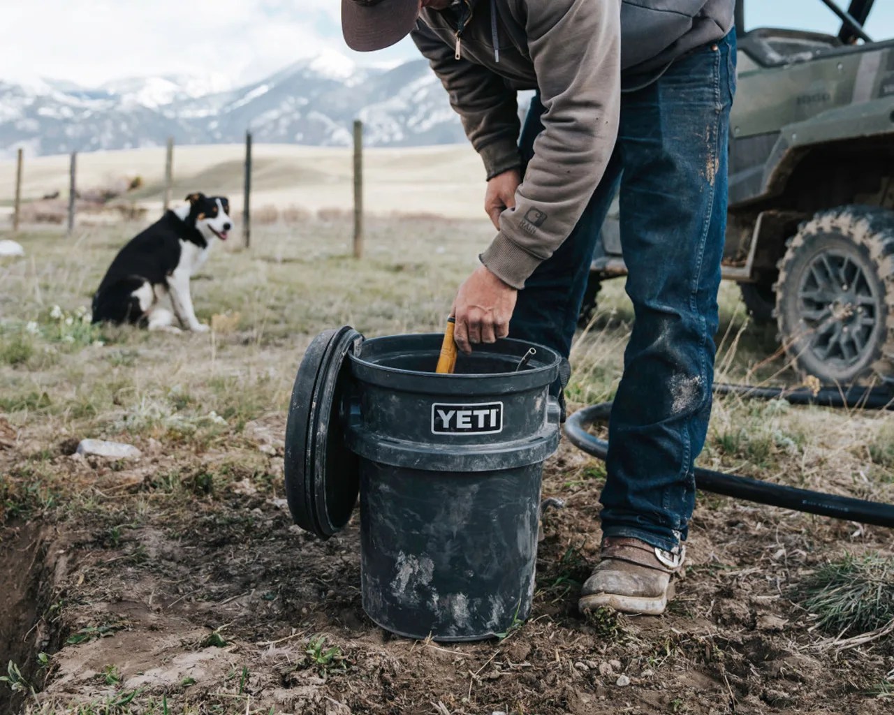 Yeti Loadout Bucket Swivel Seat