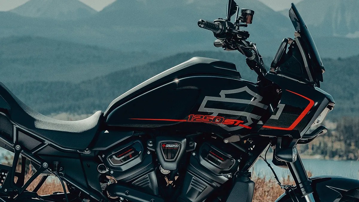 2025 harley davidson pan america 1250 st macro